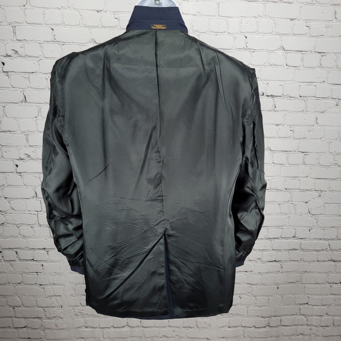 Trophy Club Navy 2 Gold Button Single Vented Notch Blazer Sport Coat 43R