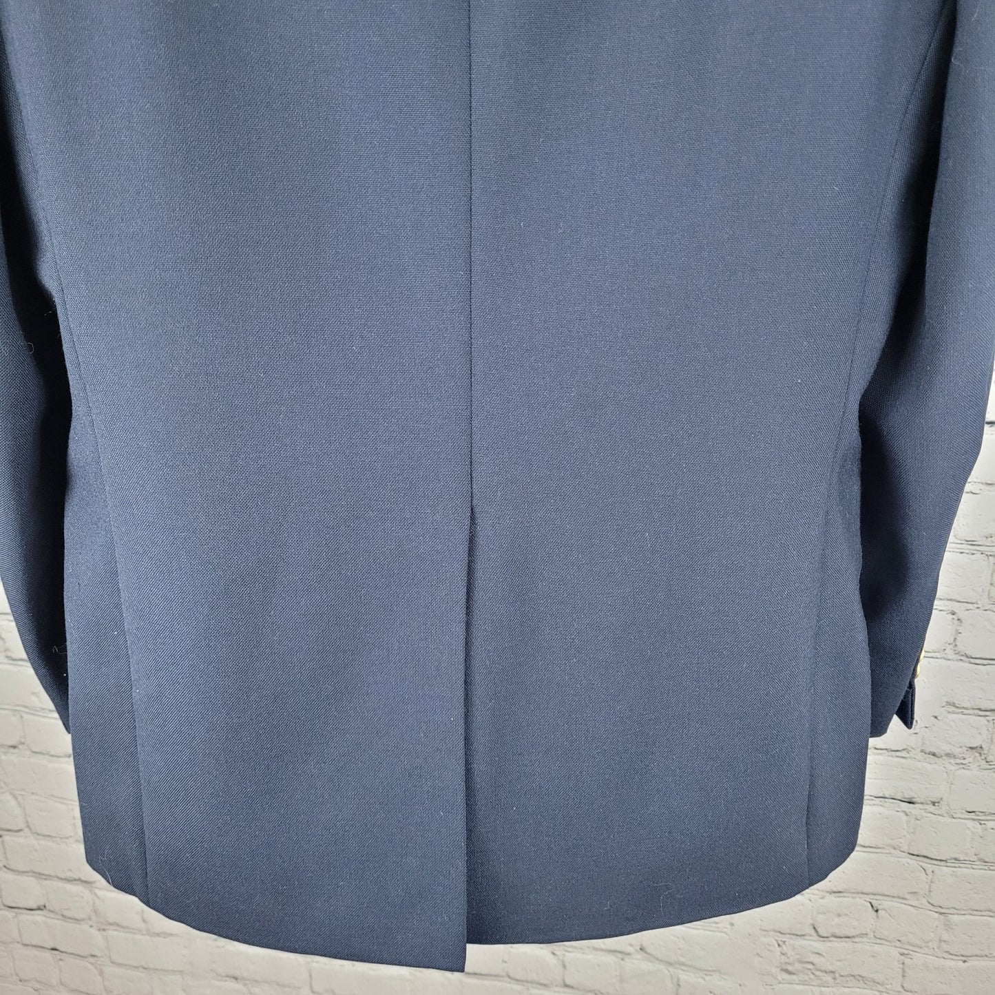 Trophy Club Navy 2 Gold Button Single Vented Notch Blazer Sport Coat 43R