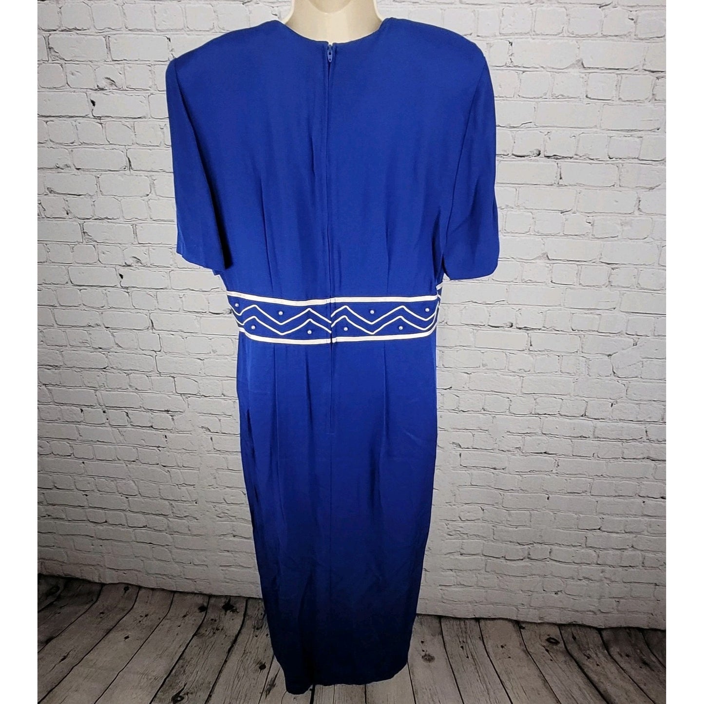 Julian Taylor Blue Beaded Pleated Short Sleeve Buttoned Long Sheath Dress USA 12