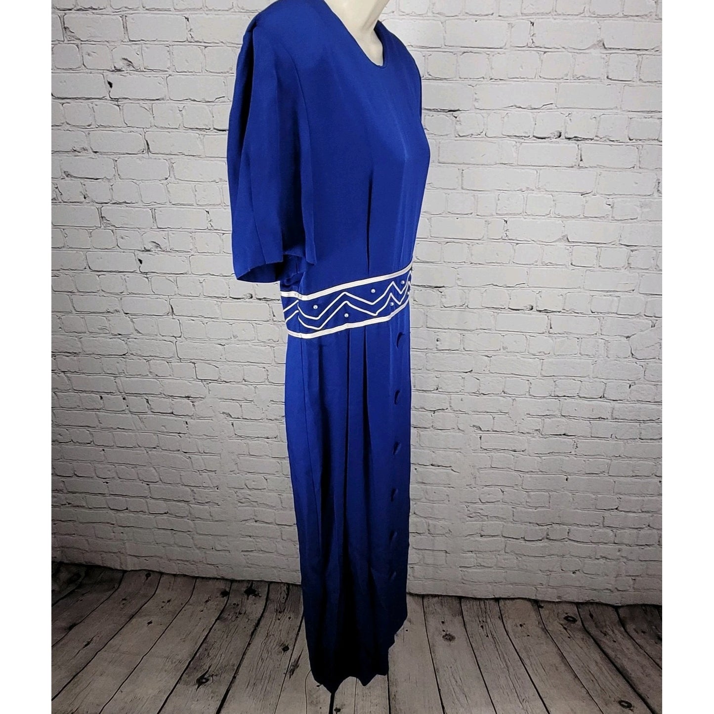 Julian Taylor Blue Beaded Pleated Short Sleeve Buttoned Long Sheath Dress USA 12