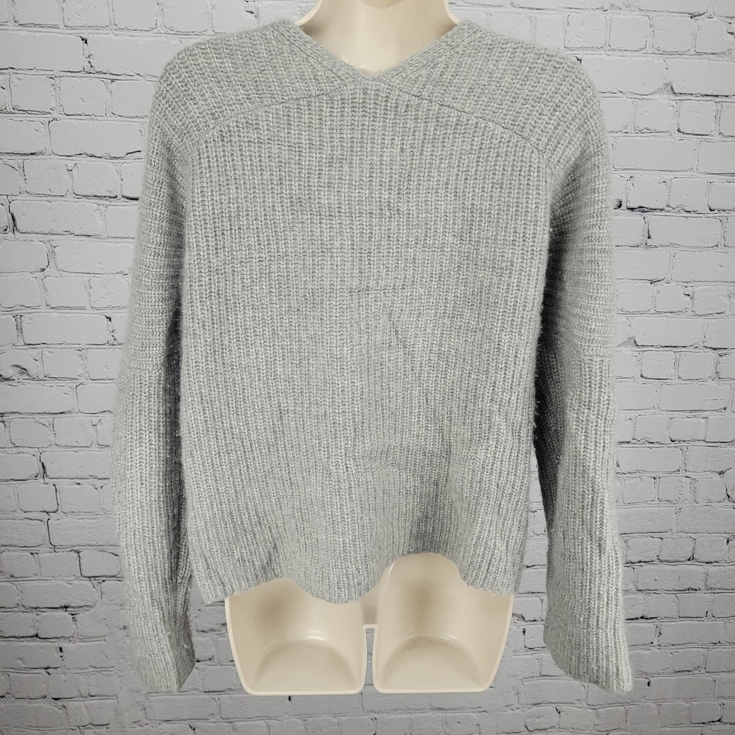 Maje Grey 100% Cashmere Drop Shoulder Long Sleeve V Neck Pullover Sweater 2