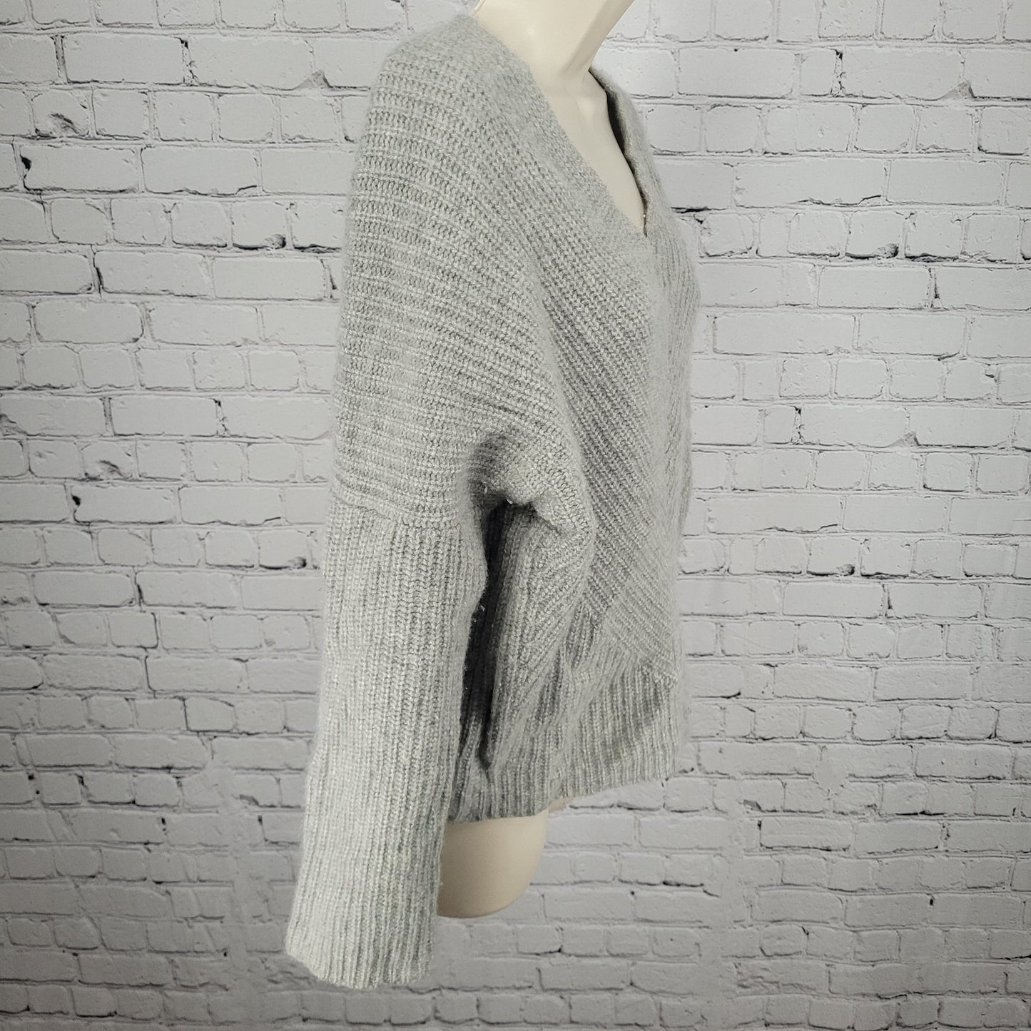 Maje Grey 100% Cashmere Drop Shoulder Long Sleeve V Neck Pullover Sweater 2