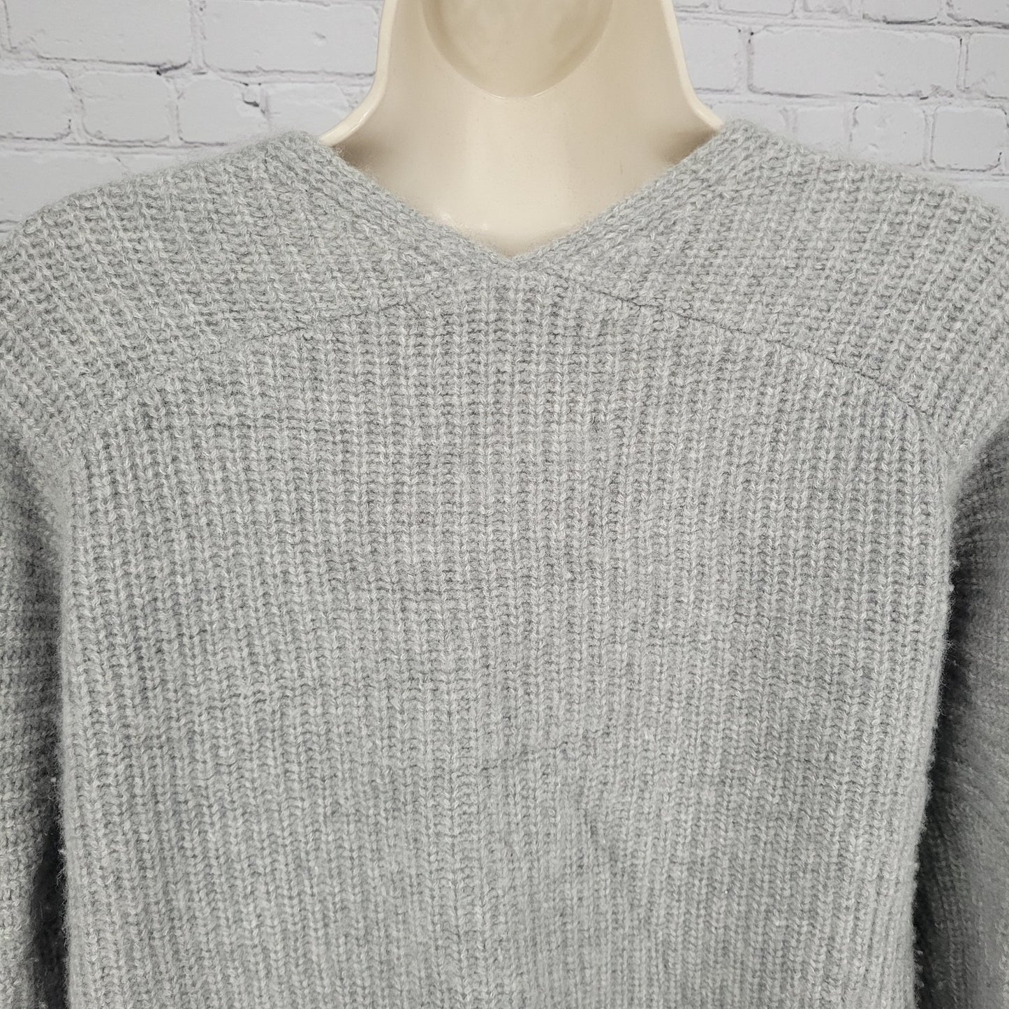Maje Grey 100% Cashmere Drop Shoulder Long Sleeve V Neck Pullover Sweater 2