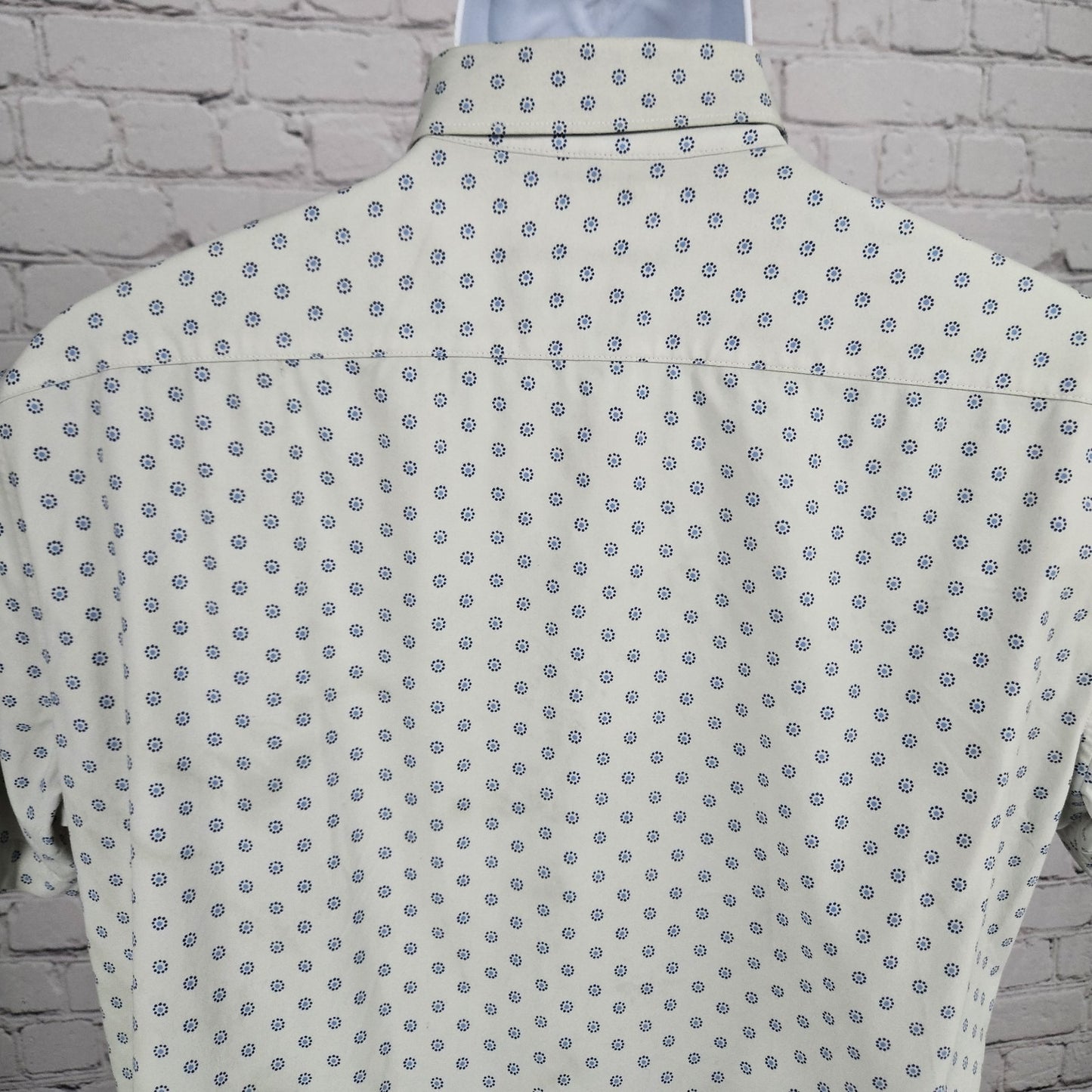 Bonobos Grey Slim Fit Button Up Short Sleeve Lightweight Stretch Shirt Medium M