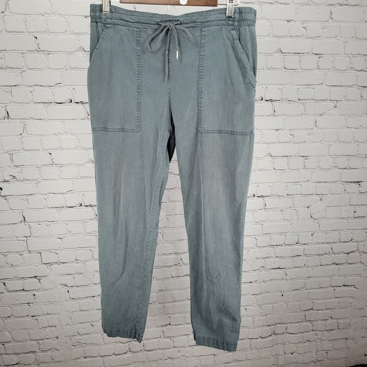 Orvis Grey Lightweight Stretch Elastic Waist Pants Casual Size Medium M (32x28)