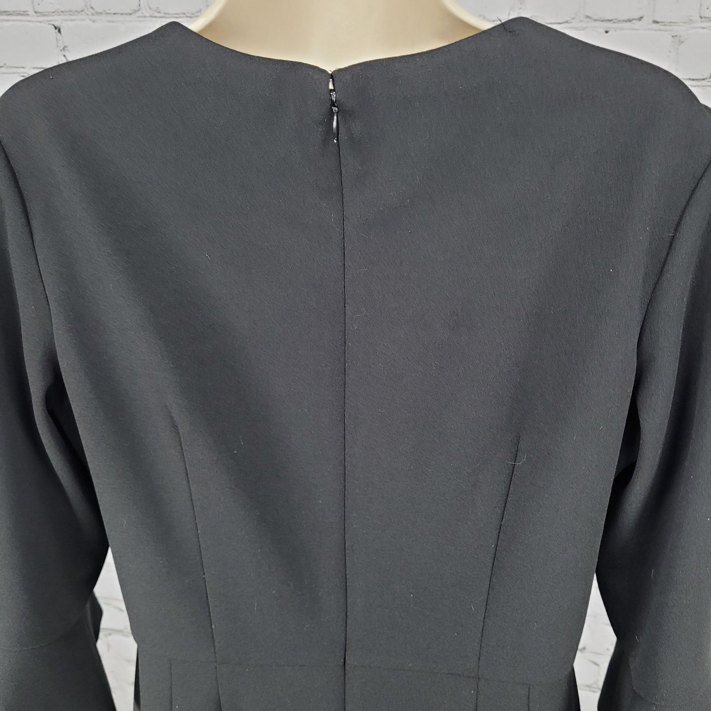 Donna Morgan Black Stretch 3/4 Bell Sleeve Lined Sheath Dress Size 10