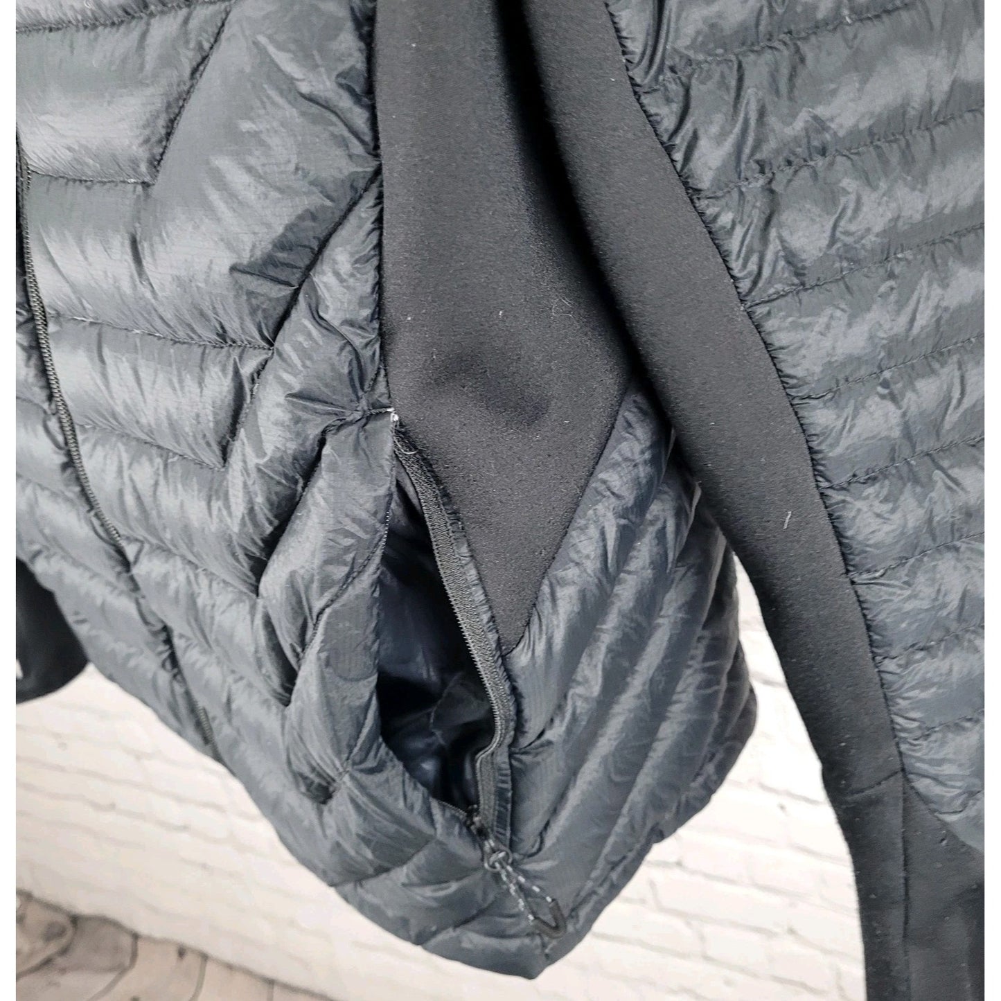 Obermeyer Klaus Black Down Insulated Fusion Stretch Zipped Jacket Size Medium M