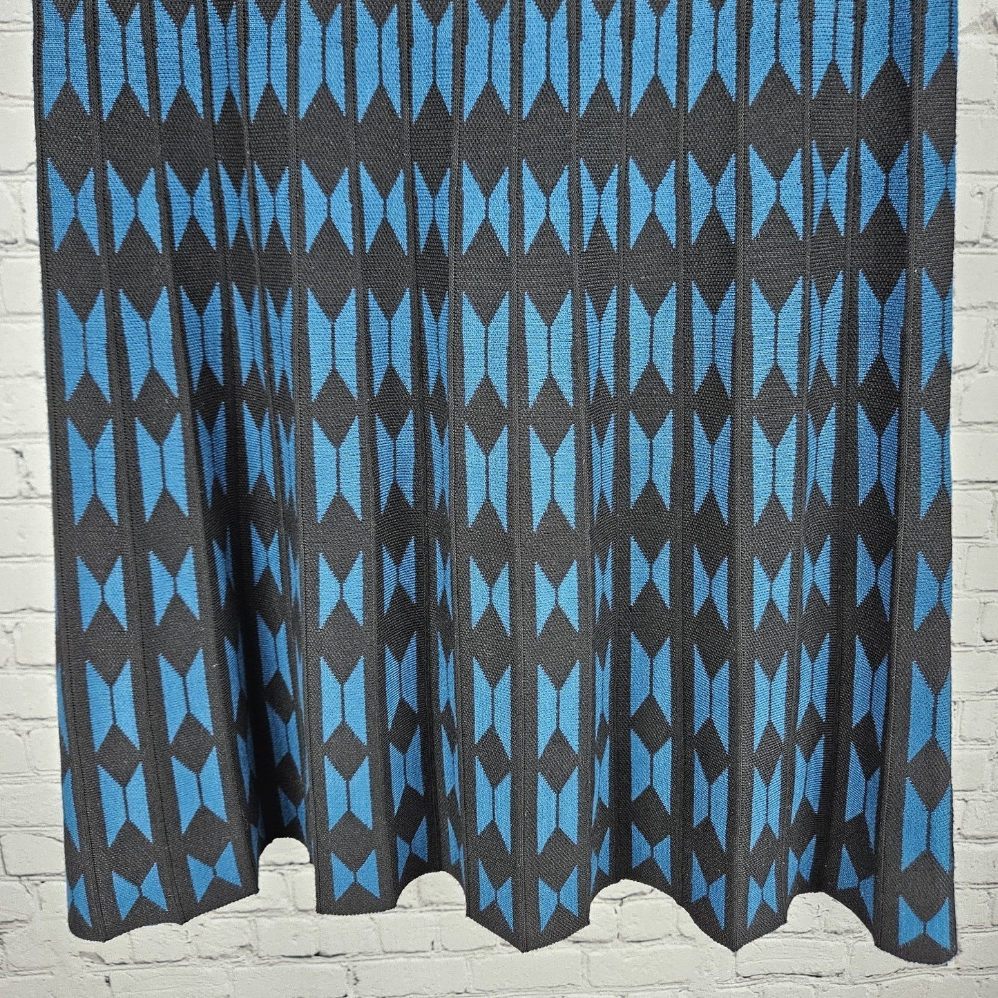 NWT Ninety Clothing Co. Blue Black Knit Geometric Pull On A-Line Short Skirt M
