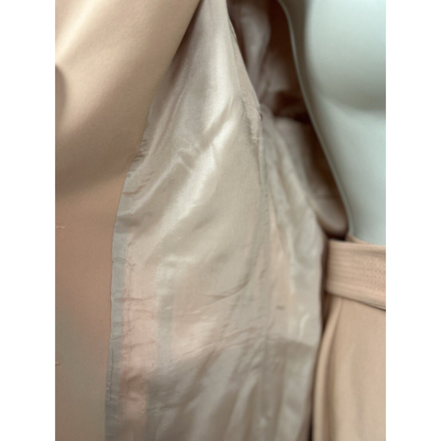 Conrad C Collection Pink Collared Stretch Belted Women’s Skirt Suit Size 16