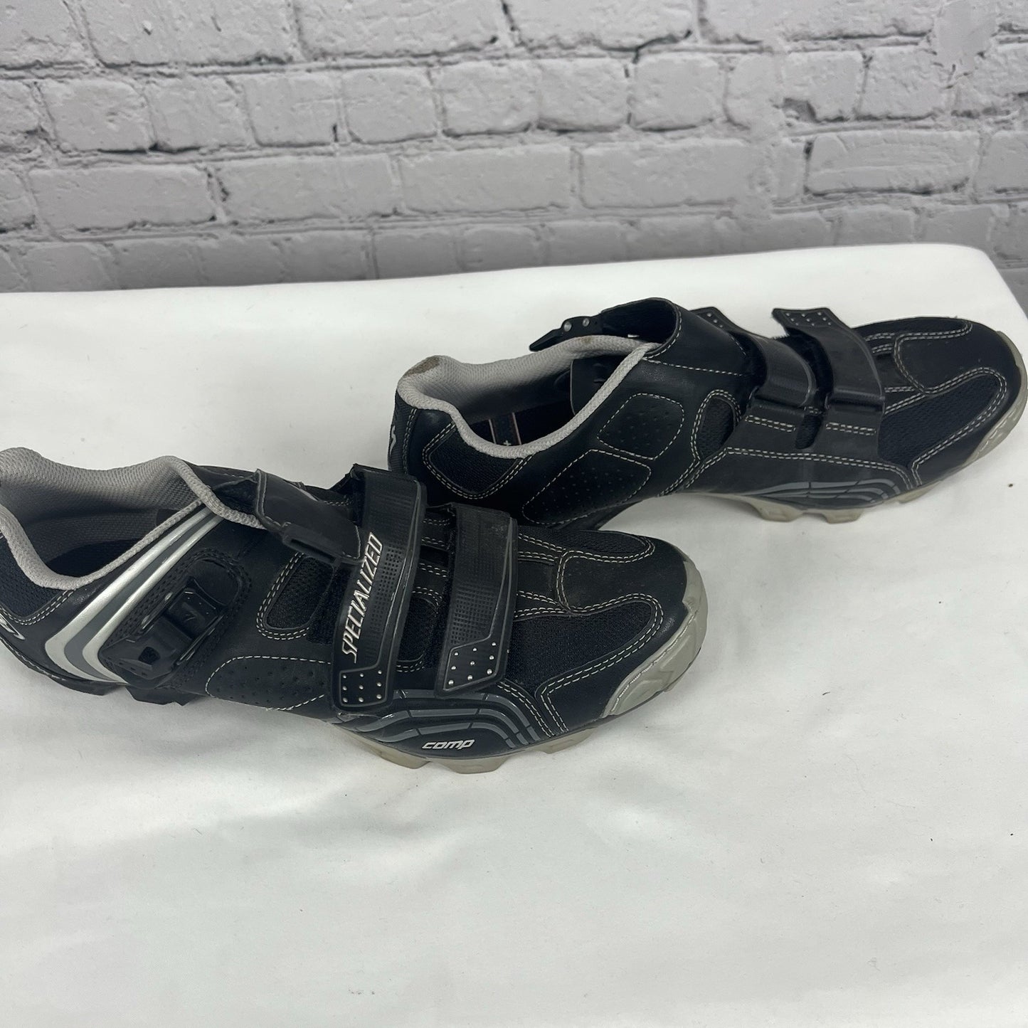Specialized BG Black Pro Carbon Road Cycling Shoes Mens Size 10.5 EUR 44 *defect
