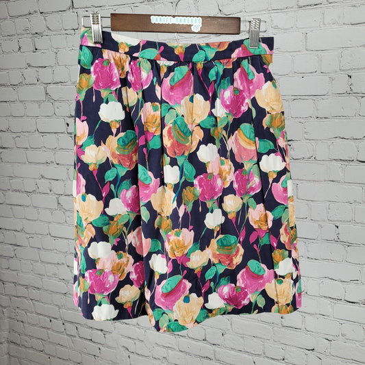 J.CREW Navy Floral Cotton Ruched Pockets Unlined A-Line Skirt Size 2 (26x21)