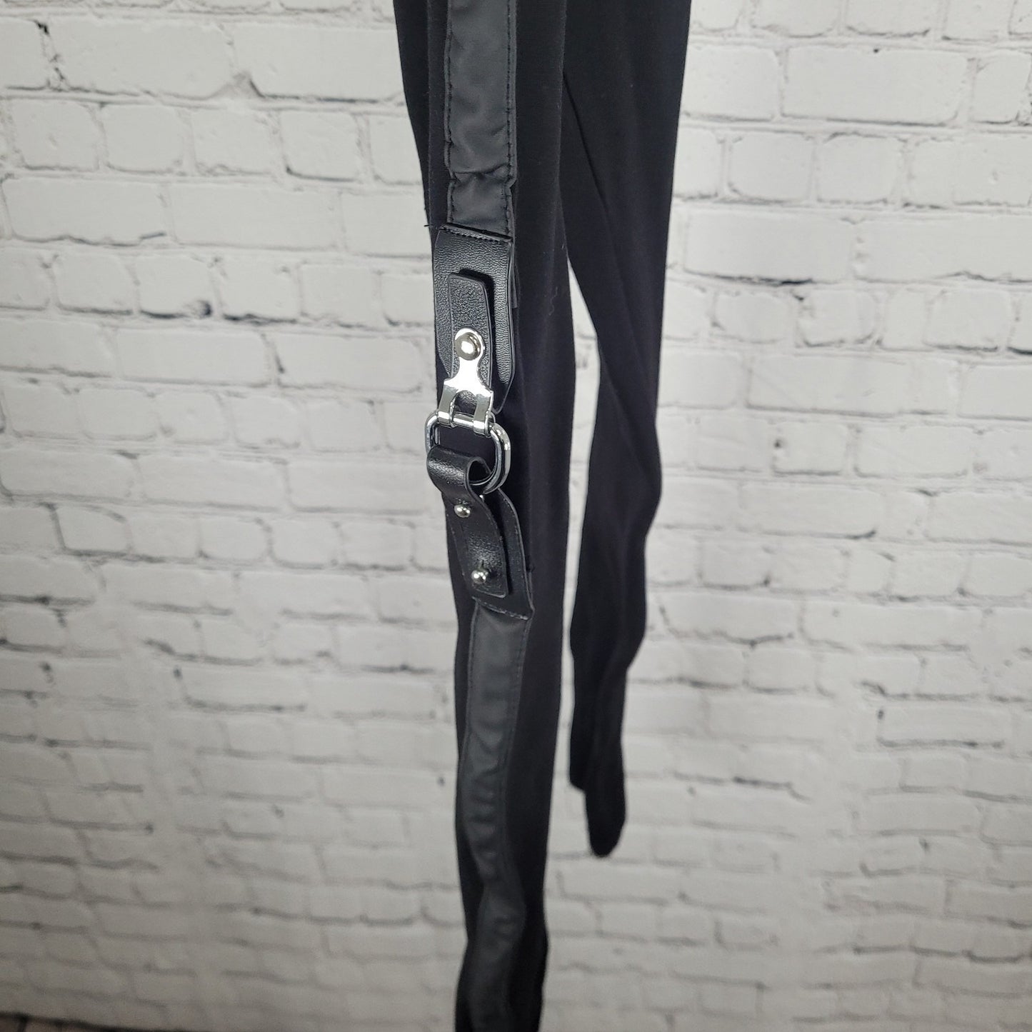 Maniere De Voir Black Faux Leather Accents Belted Skinny Stretch Pants 0 (22x29)