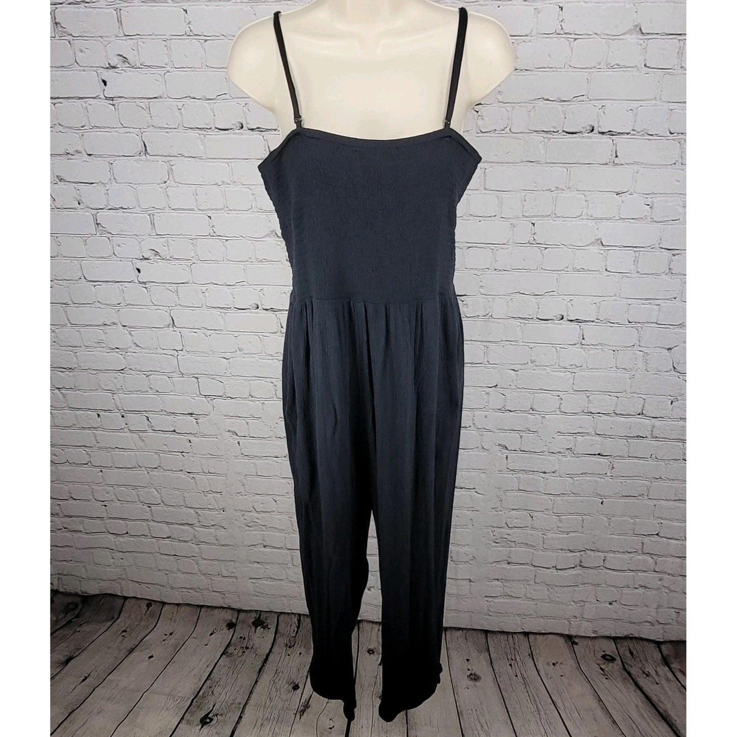 prAna Black Smocked Boho Strappy Adjustable Pockets Crop 1 Piece Jumper Size XL