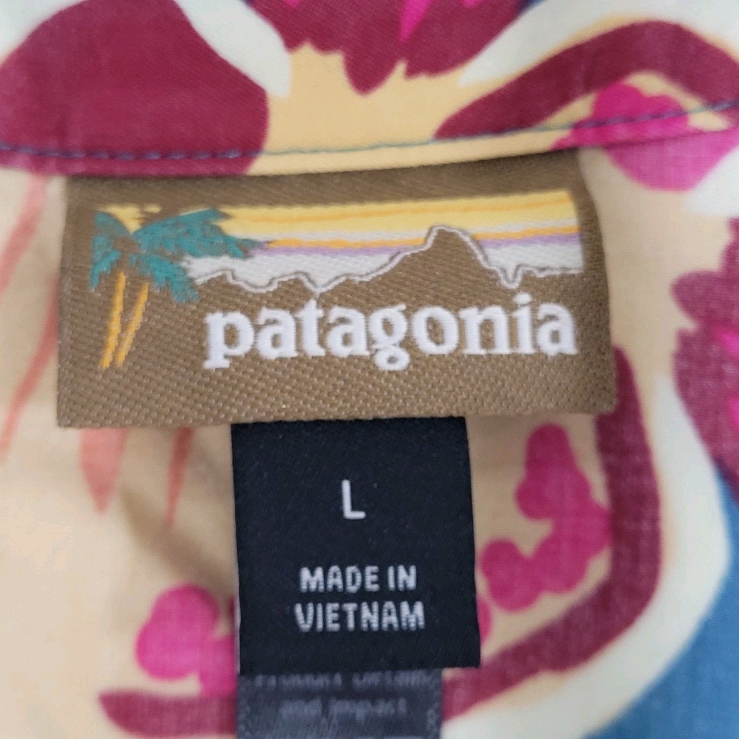 Patagonia Blue Tidal Threads Button Up Short Sleeve Collared Shirt Top Large L