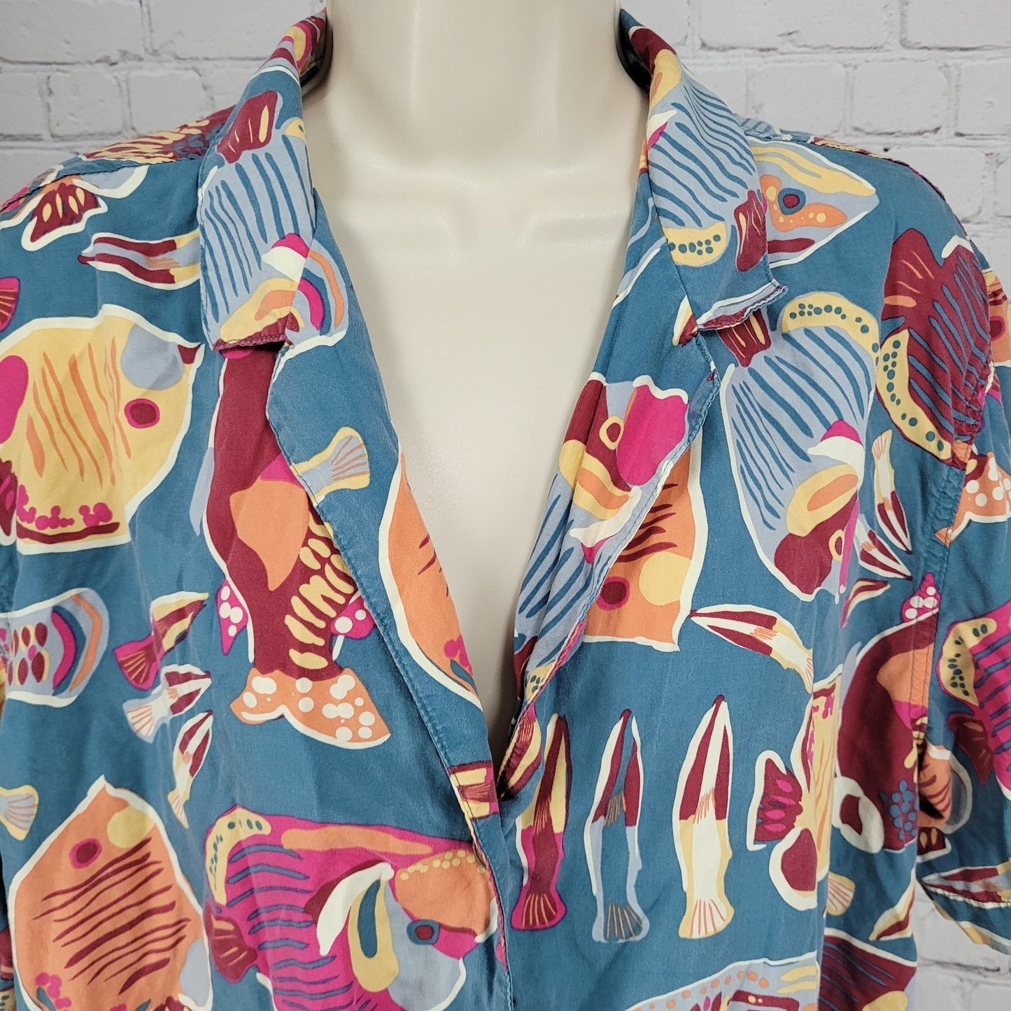 Patagonia Blue Tidal Threads Button Up Short Sleeve Collared Shirt Top Large L