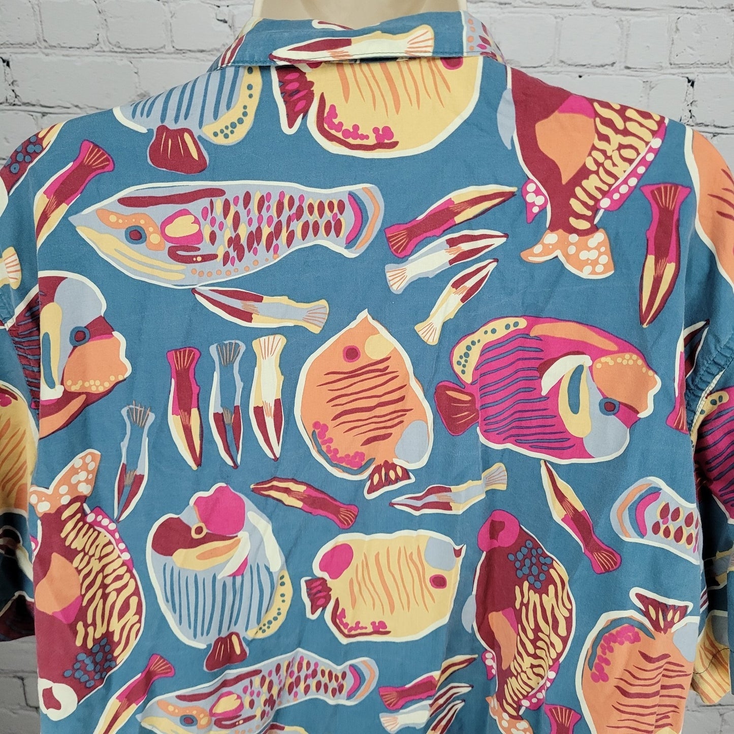 Patagonia Blue Tidal Threads Button Up Short Sleeve Collared Shirt Top Large L