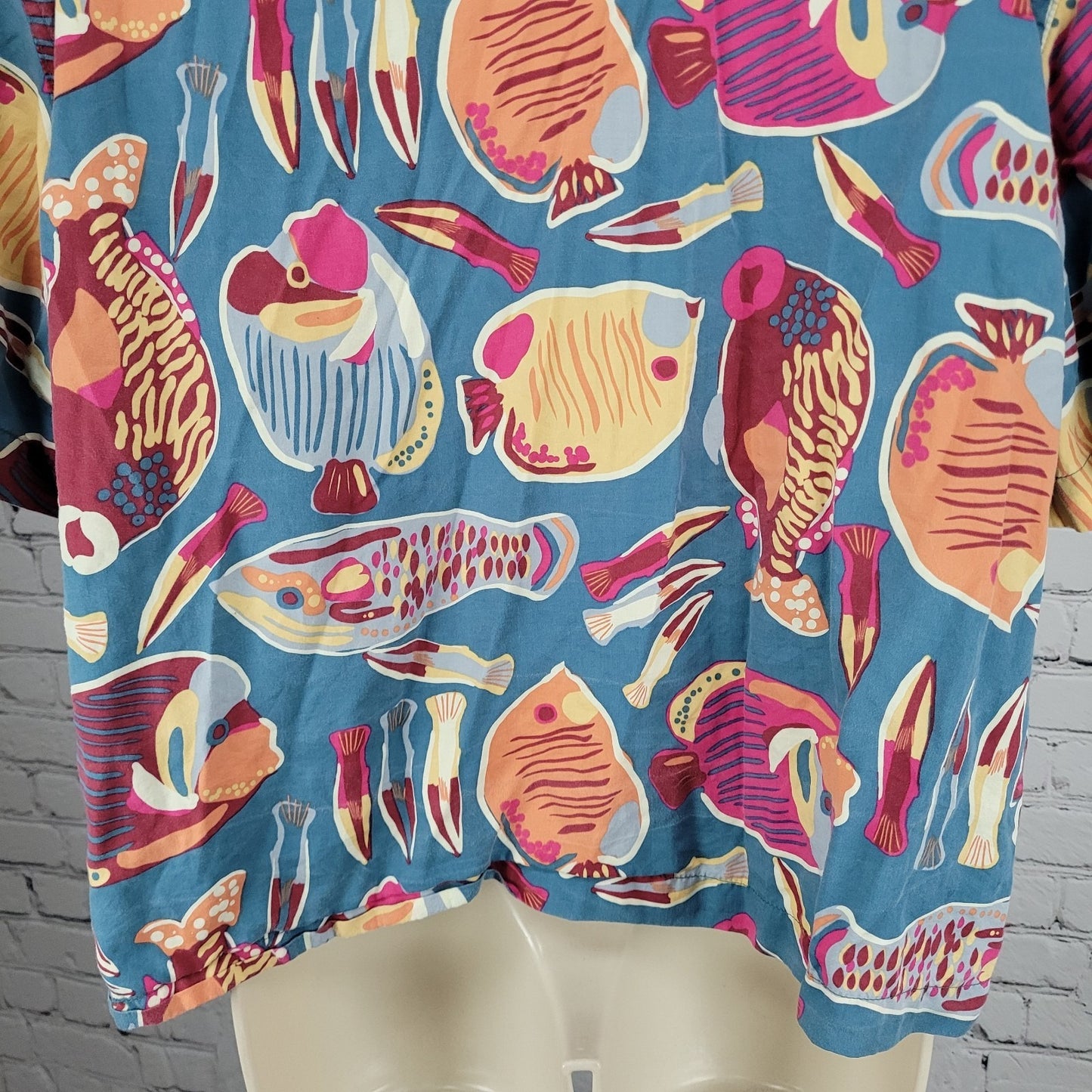 Patagonia Blue Tidal Threads Button Up Short Sleeve Collared Shirt Top Large L