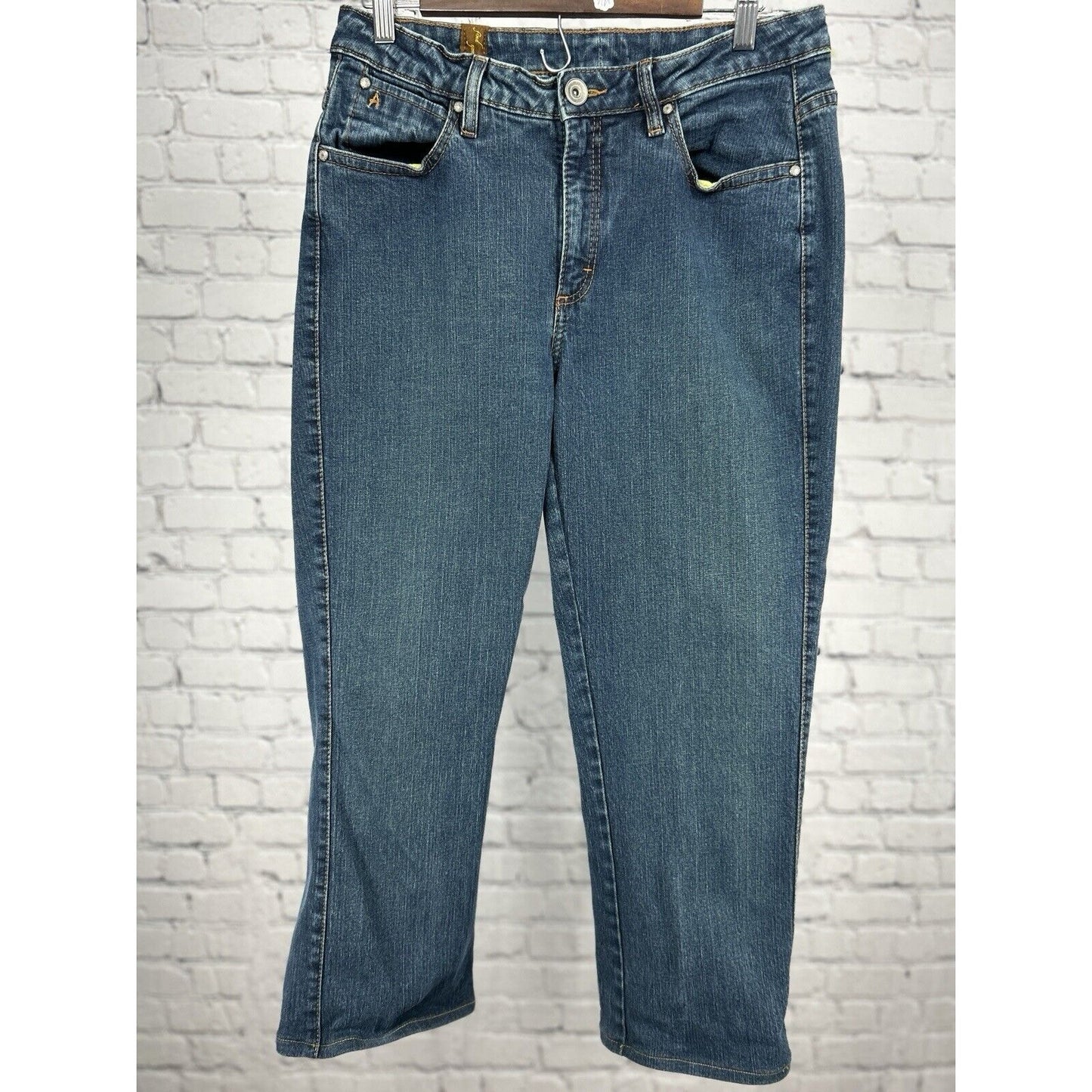 Aura By Wrangler Medium Wash Mid Rise Ankle Capri Jeans Size 12 TAL (28X25)