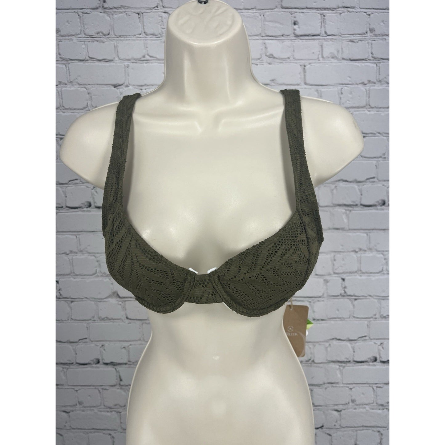 NWT Berlook Green Crochet Underwire Lightly Padded Bikini Recycled Materials M