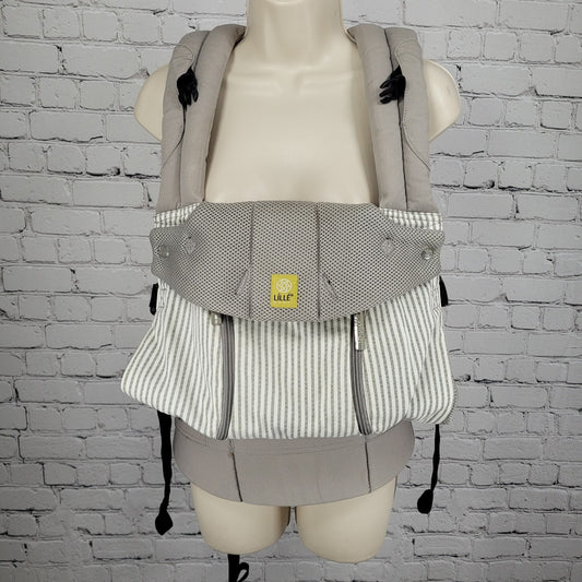 Lille Baby Grey Complete All Seasons Infant Carrier Lumbar Support Zip Storage