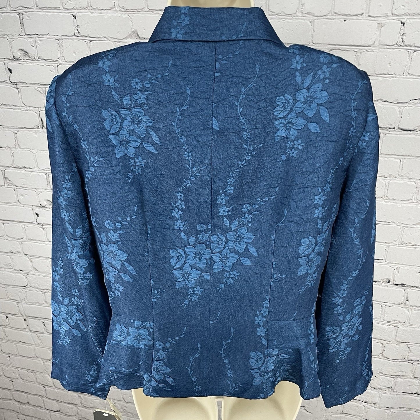 NWT Adrianna Papell Blue Floral Buttoned Collared Lightweight Jacket Size 12