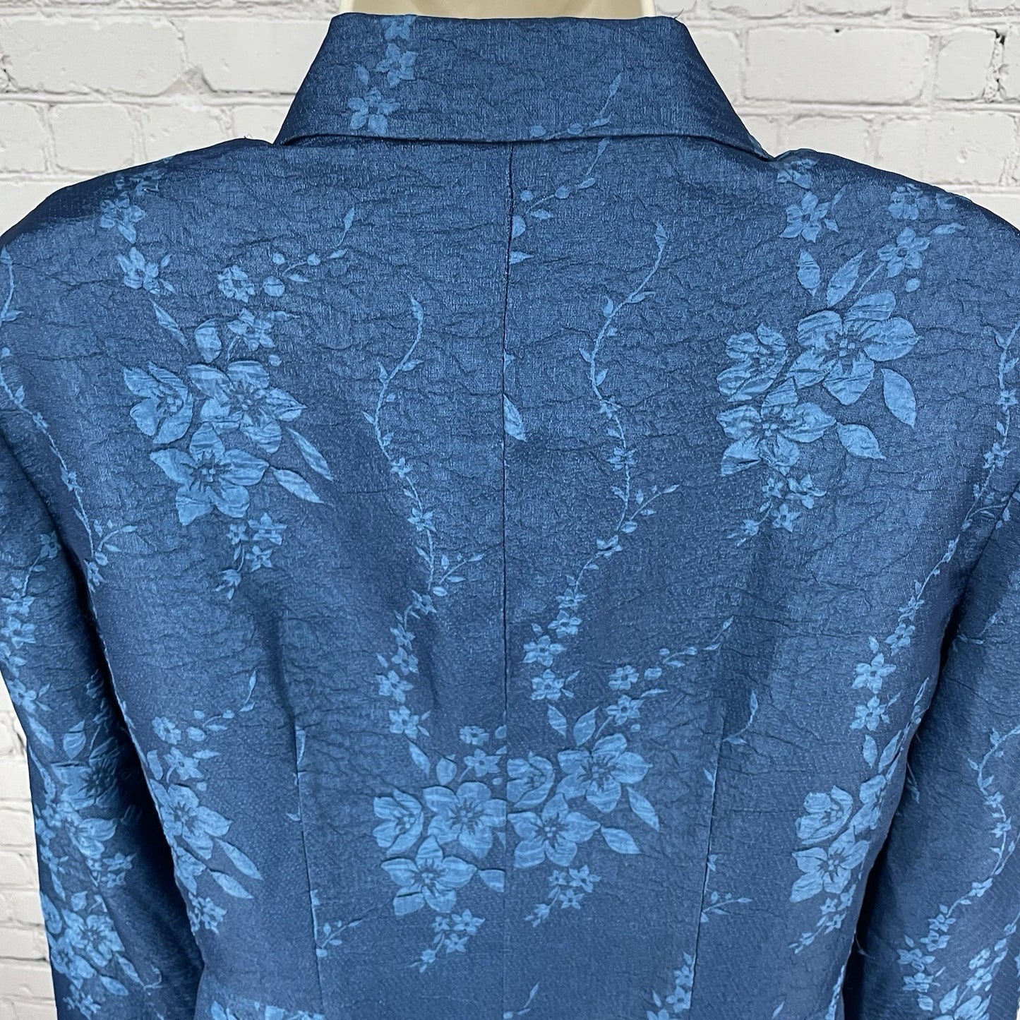 NWT Adrianna Papell Blue Floral Buttoned Collared Lightweight Jacket Size 12