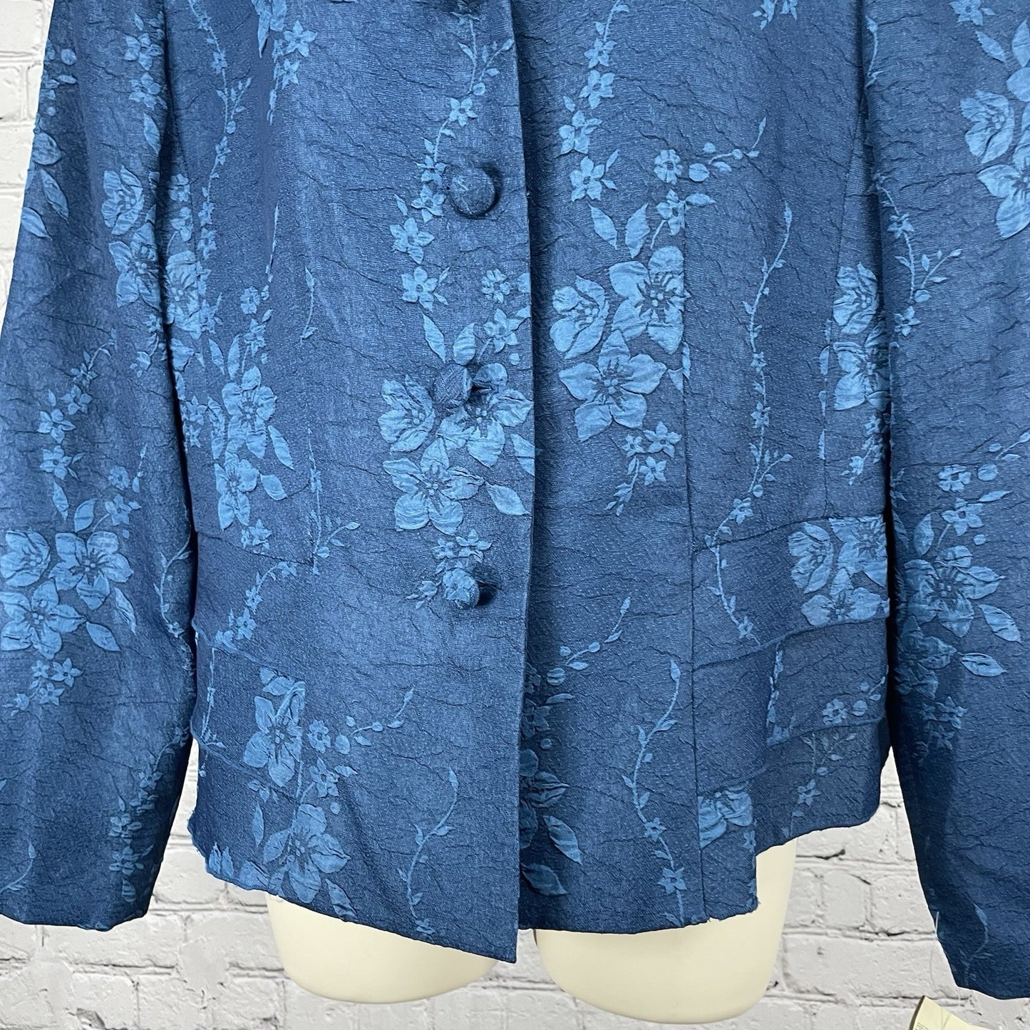 NWT Adrianna Papell Blue Floral Buttoned Collared Lightweight Jacket Size 12