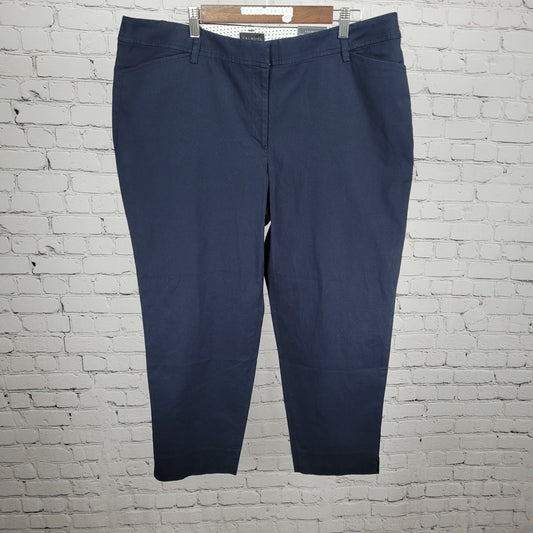 NWT Talbots Navy Perfect Crop Pant Slim Leg High Rise Size 16W (37x26.5)