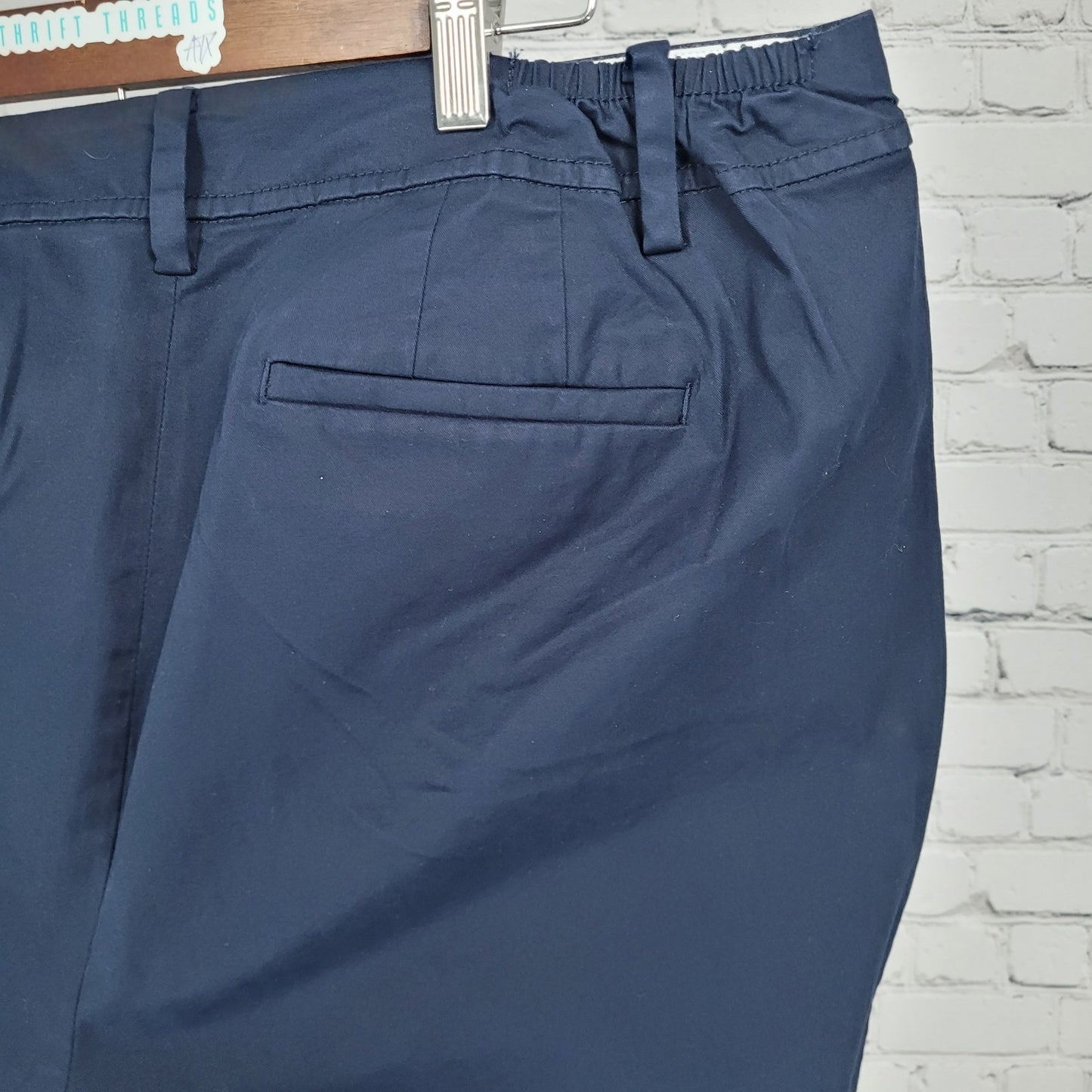 NWT Talbots Navy Perfect Crop Pant Slim Leg High Rise Size 16W (37x26.5)