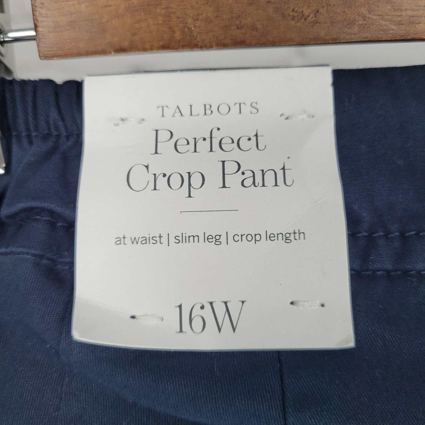 NWT Talbots Navy Perfect Crop Pant Slim Leg High Rise Size 16W (37x26.5)