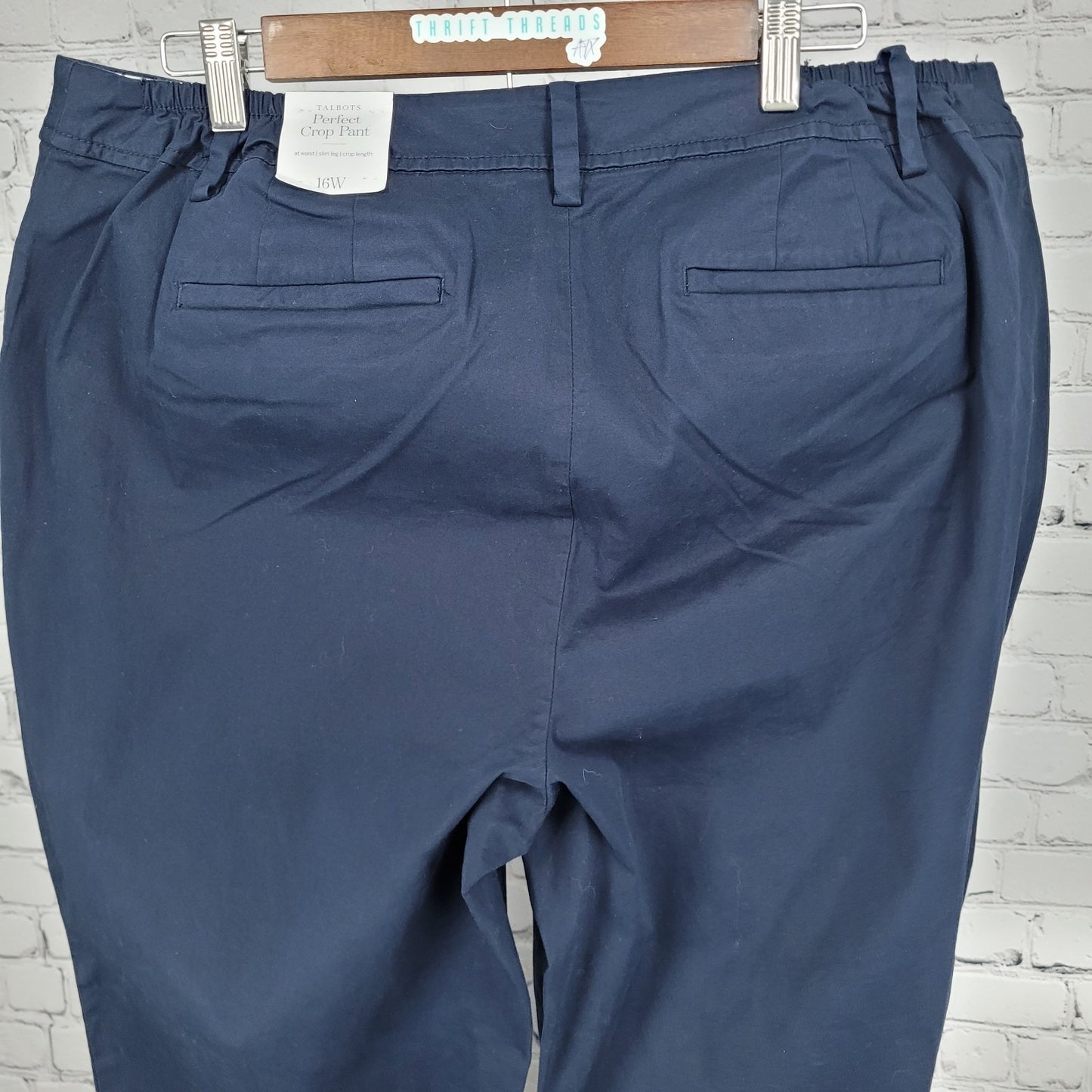 NWT Talbots Navy Perfect Crop Pant Slim Leg High Rise Size 16W (37x26.5)