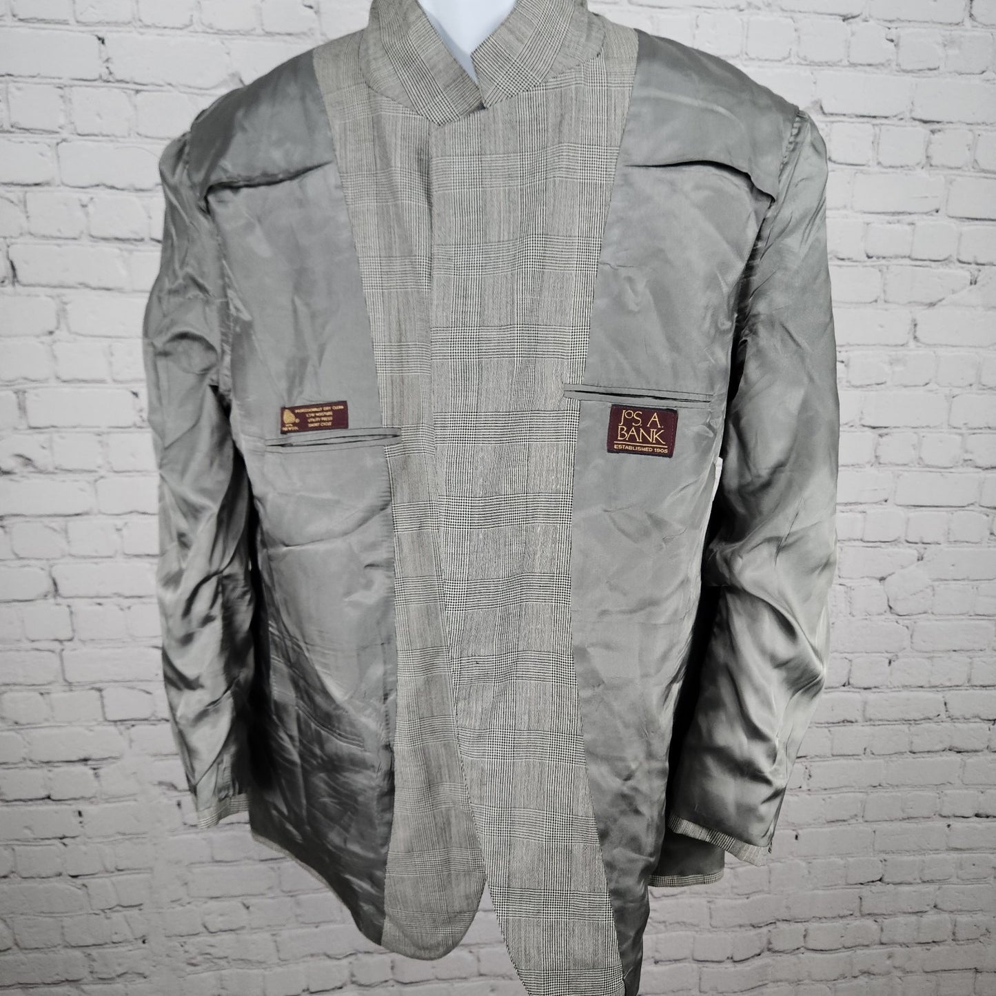 VTG Jos A Bank Black White Wool Check 2 Button Notch Blazer Sport Coat USA 45