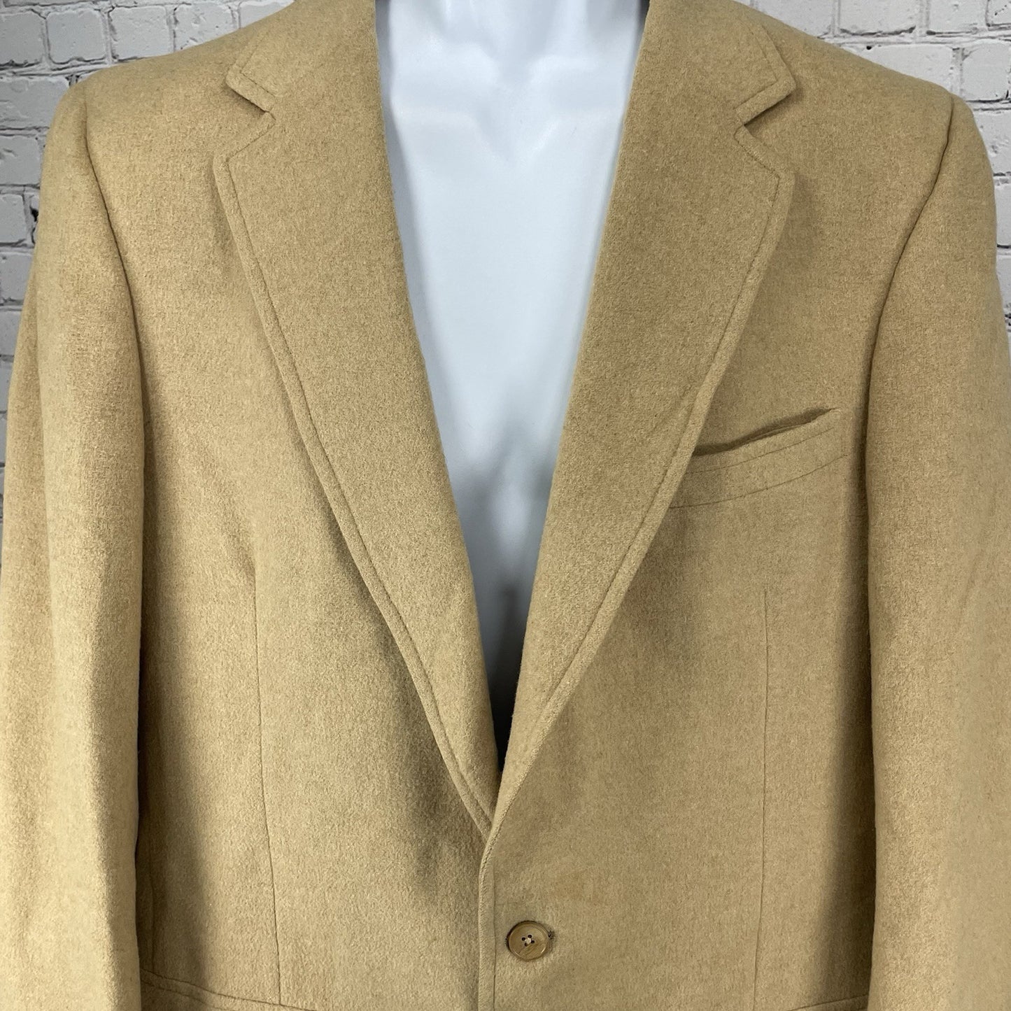 Sakowitz Christopher Carlton Tan 100% Camelhair 2 Button Blazer Sport Coat 43L