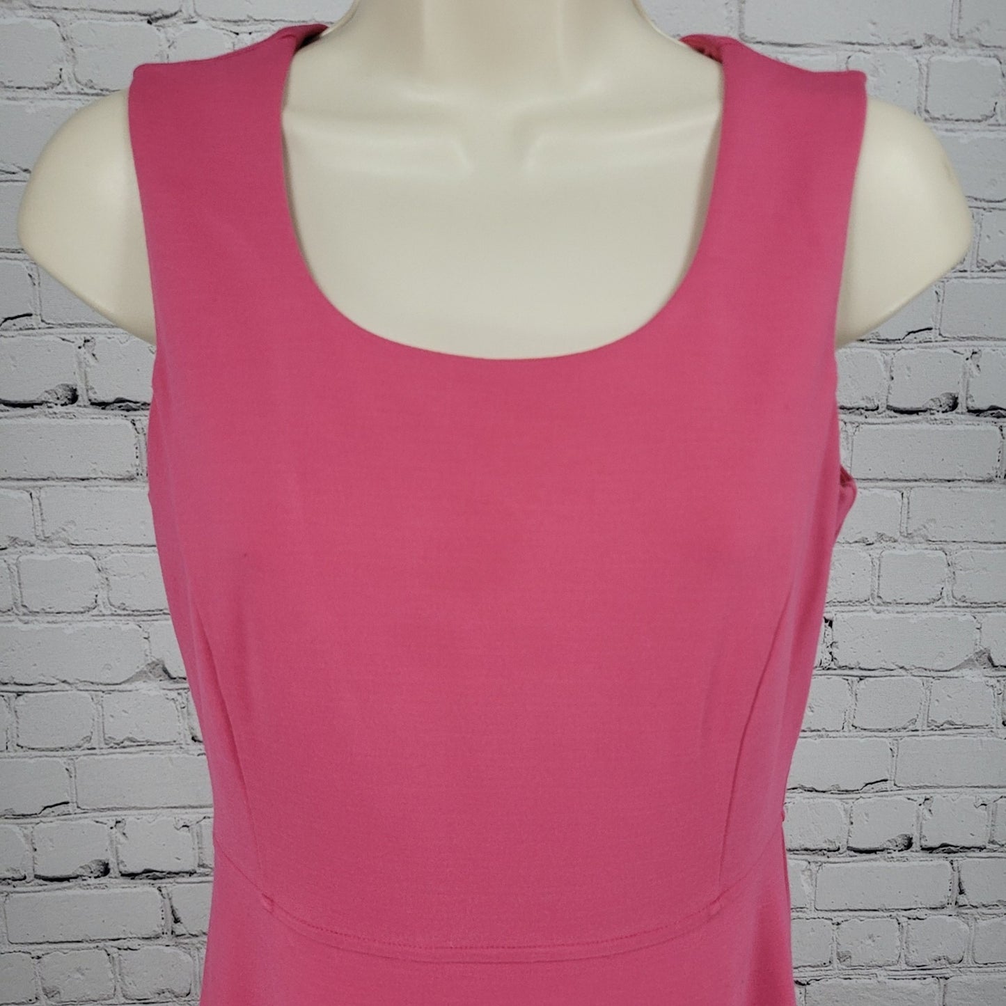 Brooks Brothers Pink Sleeveless Stretch Lined Knee Length A Line Dress Size 4
