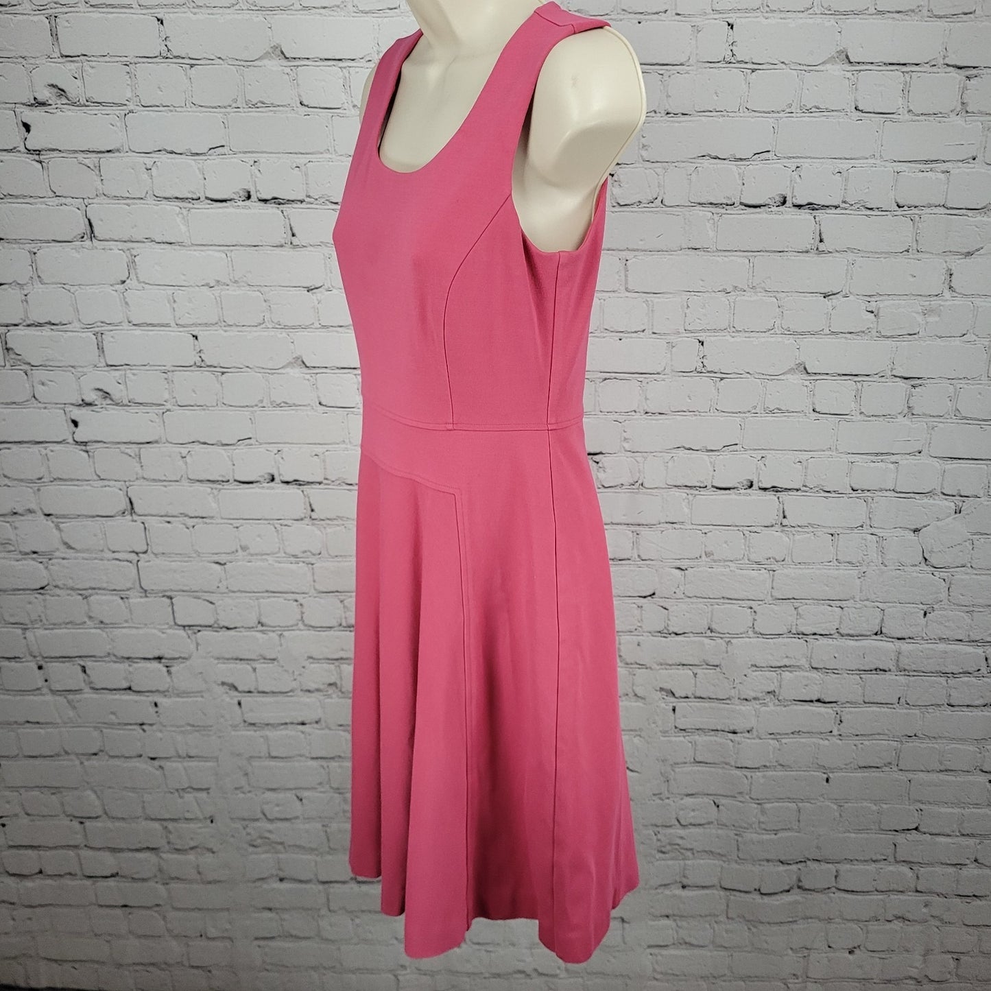 Brooks Brothers Pink Sleeveless Stretch Lined Knee Length A Line Dress Size 4