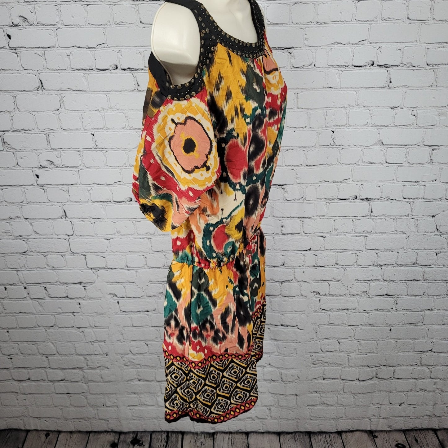 Angie Multicolor Print Embellished Neckline Cold Shoulder Dress Size Medium M