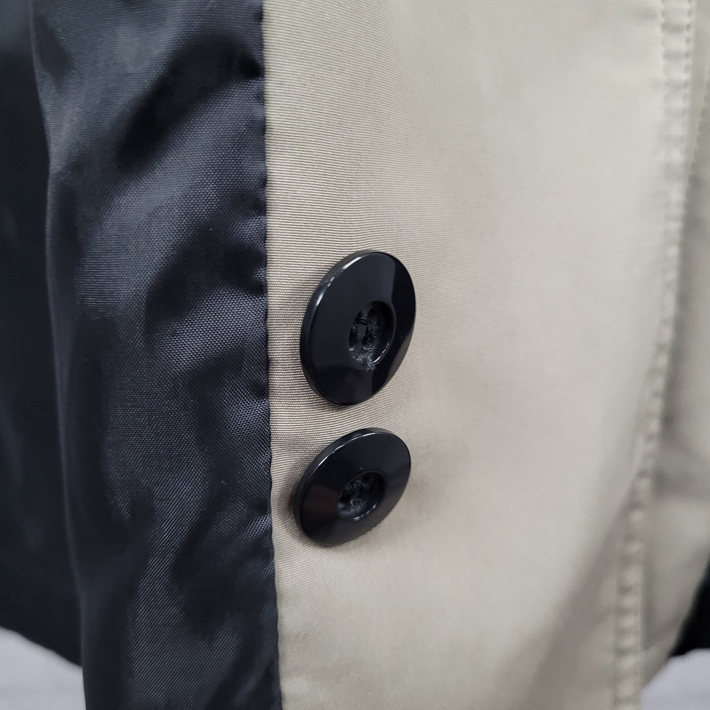 Gallery Black Buttoned Hooded Lightweight Trench Coat Size 4P