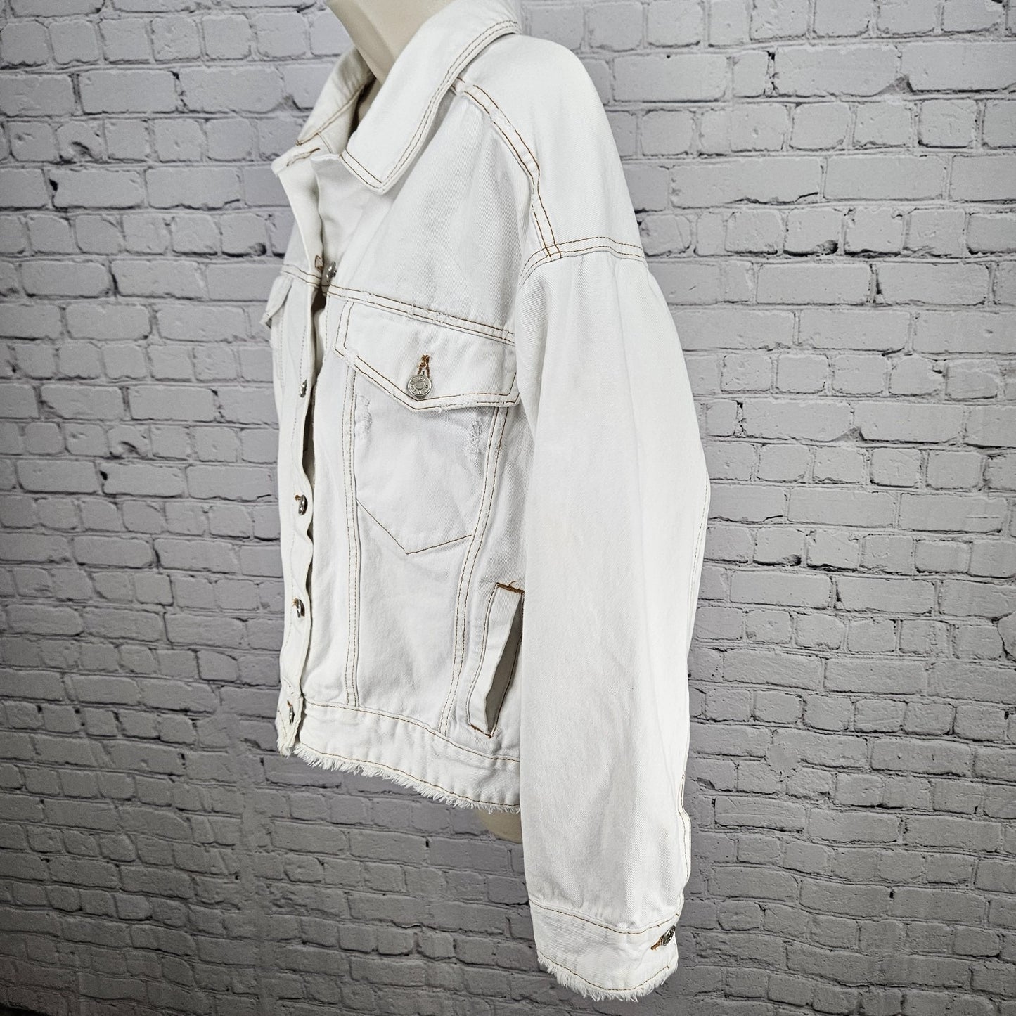 BDG White Denim 100% Cotton Distressed Oversized Buttoned Jean Jacket Large L