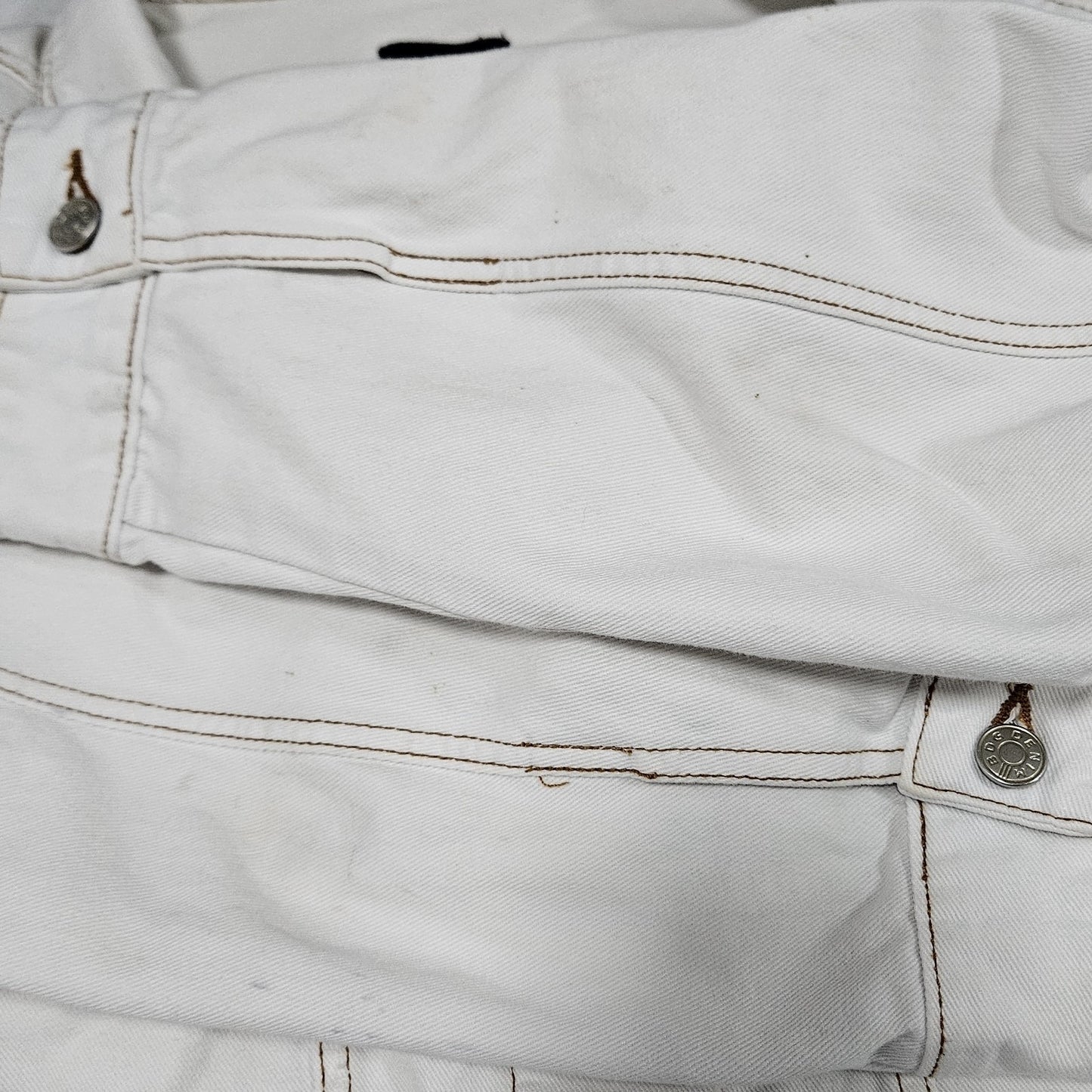 BDG White Denim 100% Cotton Distressed Oversized Buttoned Jean Jacket Large L