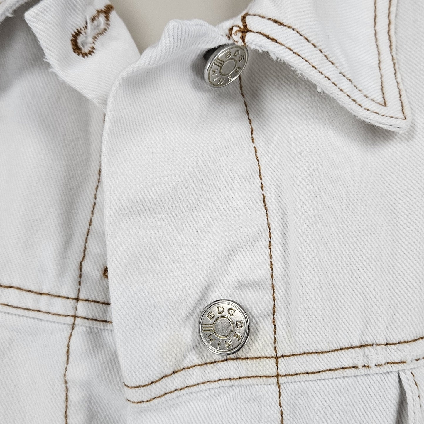 BDG White Denim 100% Cotton Distressed Oversized Buttoned Jean Jacket Large L
