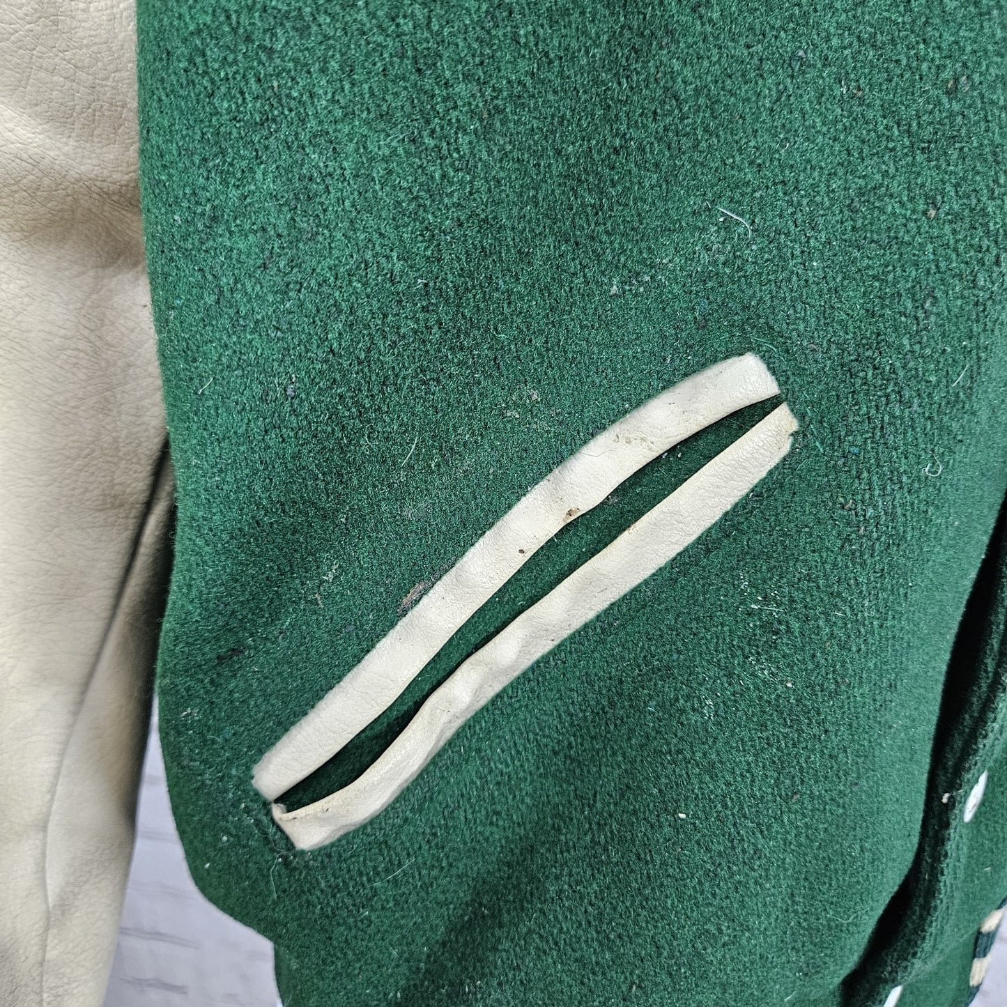 VTG Howe Green Wool Blend Varsity Letterman School Snap Point Collar Jacket 34