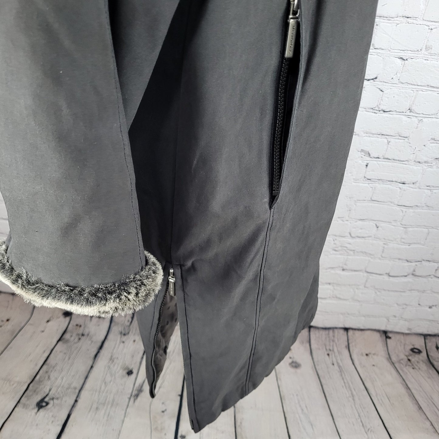 Metropolis Resort Grey Brown Faux Fur Hooded Full Zip Insulated Coat Size 10