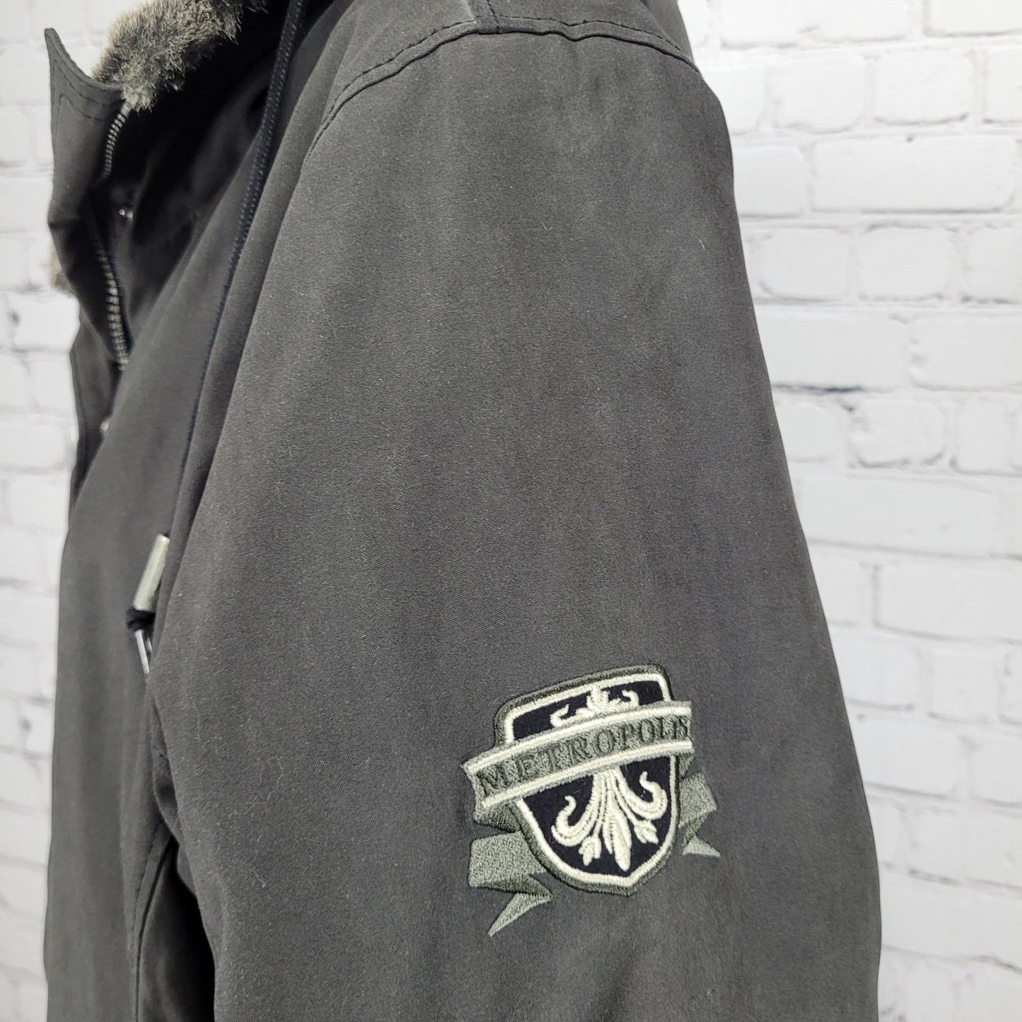 Metropolis Resort Grey Brown Faux Fur Hooded Full Zip Insulated Coat Size 10