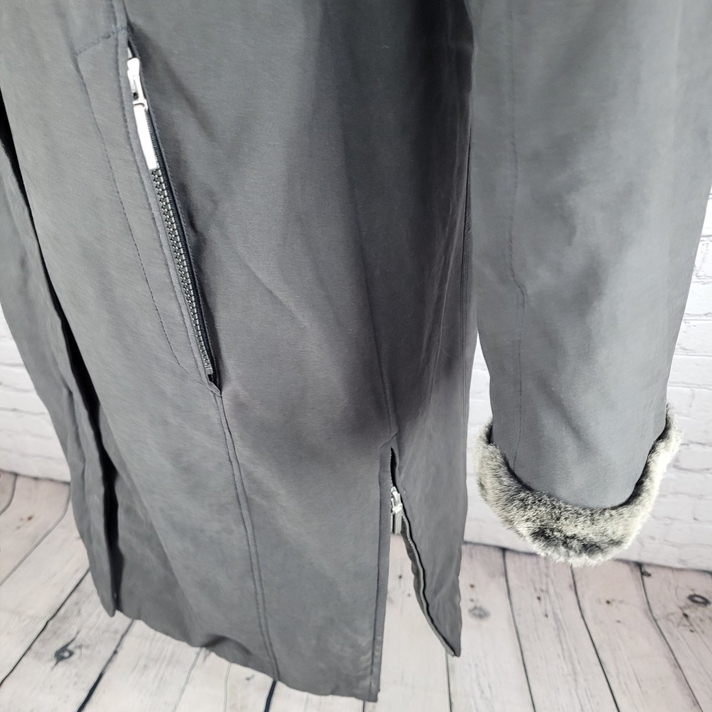 Metropolis Resort Grey Brown Faux Fur Hooded Full Zip Insulated Coat Size 10