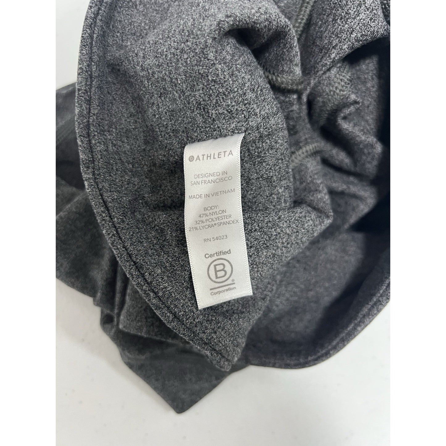 Athleta Grey Activewear Capri Workout Yoga Pockets Stretch Athleisure Pants S