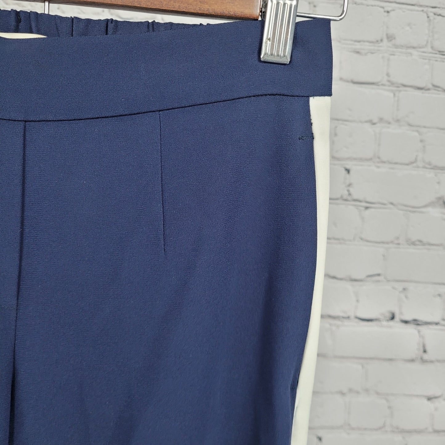 Babaton Navy White Striped Elastic Waist Pull On Tapered Crop Pants 00 (26x24)