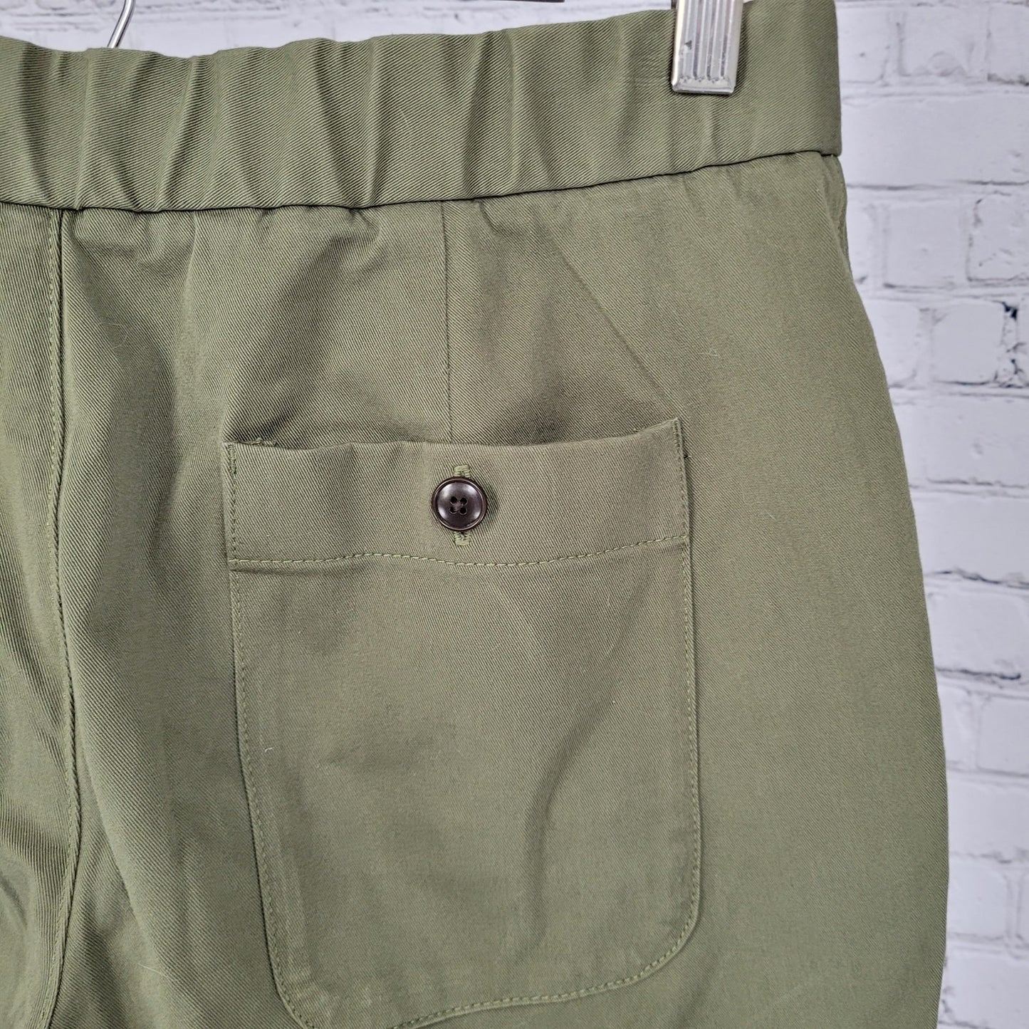 Everlane Green Uniform Twill Stretch Mid Rise Shorts Size Small S (28x6.5)