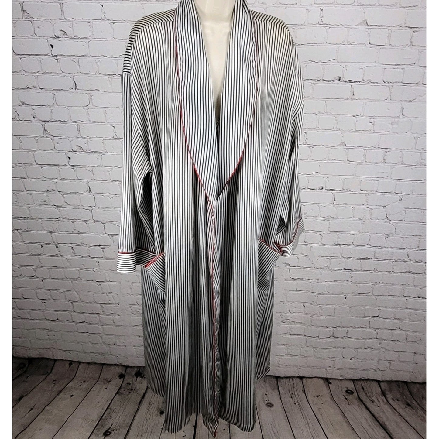 VTG Inner Most Navy White Satin Lightweight Long Sleeve Pockets Robe Size XL