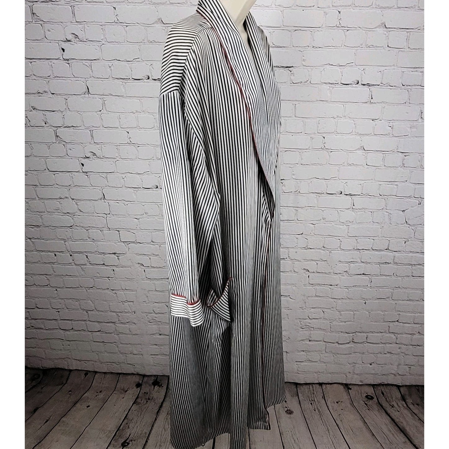 VTG Inner Most Navy White Satin Lightweight Long Sleeve Pockets Robe Size XL