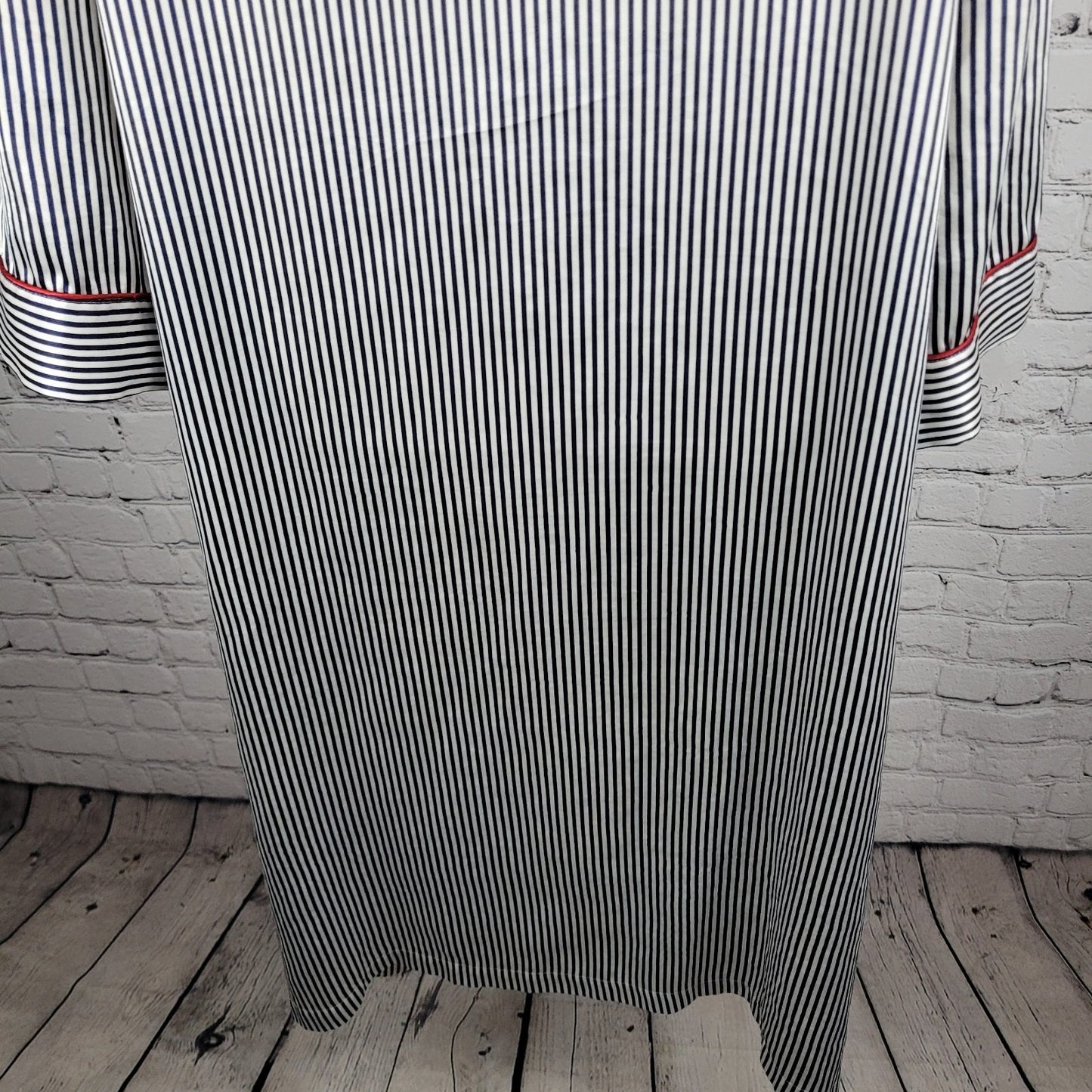 VTG Inner Most Navy White Satin Lightweight Long Sleeve Pockets Robe Size XL